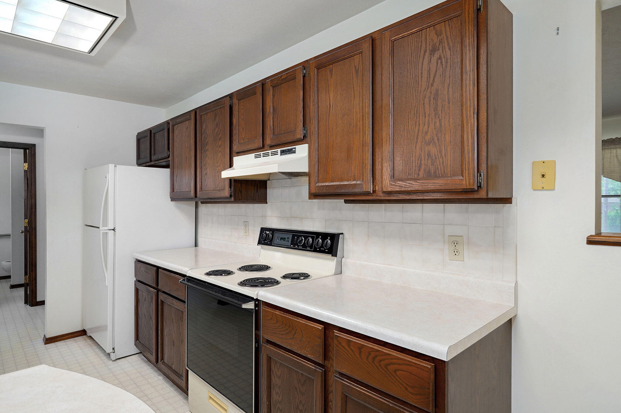 2060 North Marion Avenue Property Photo 12