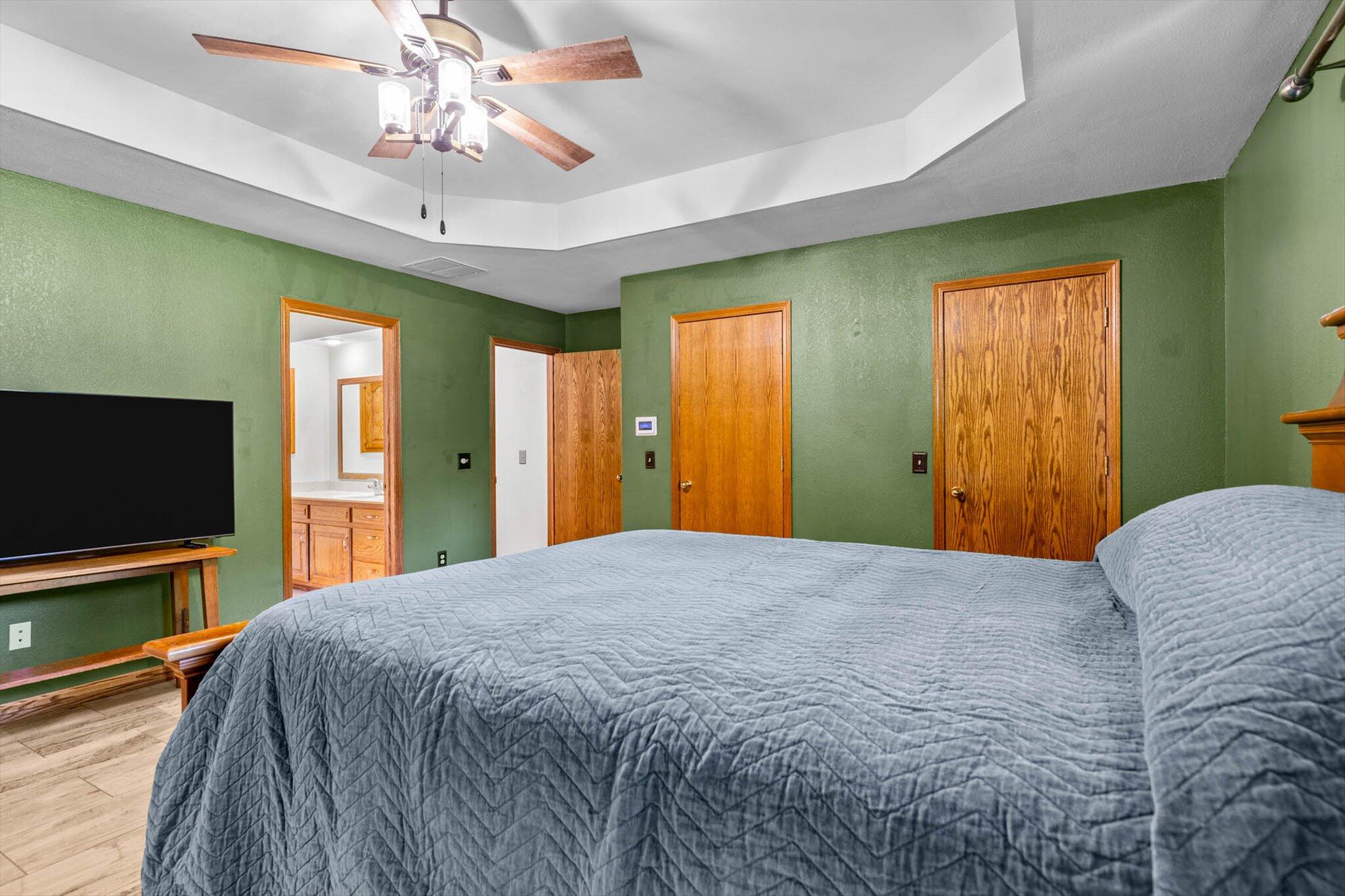 3934 East Linwood Terrace Property Photo 13
