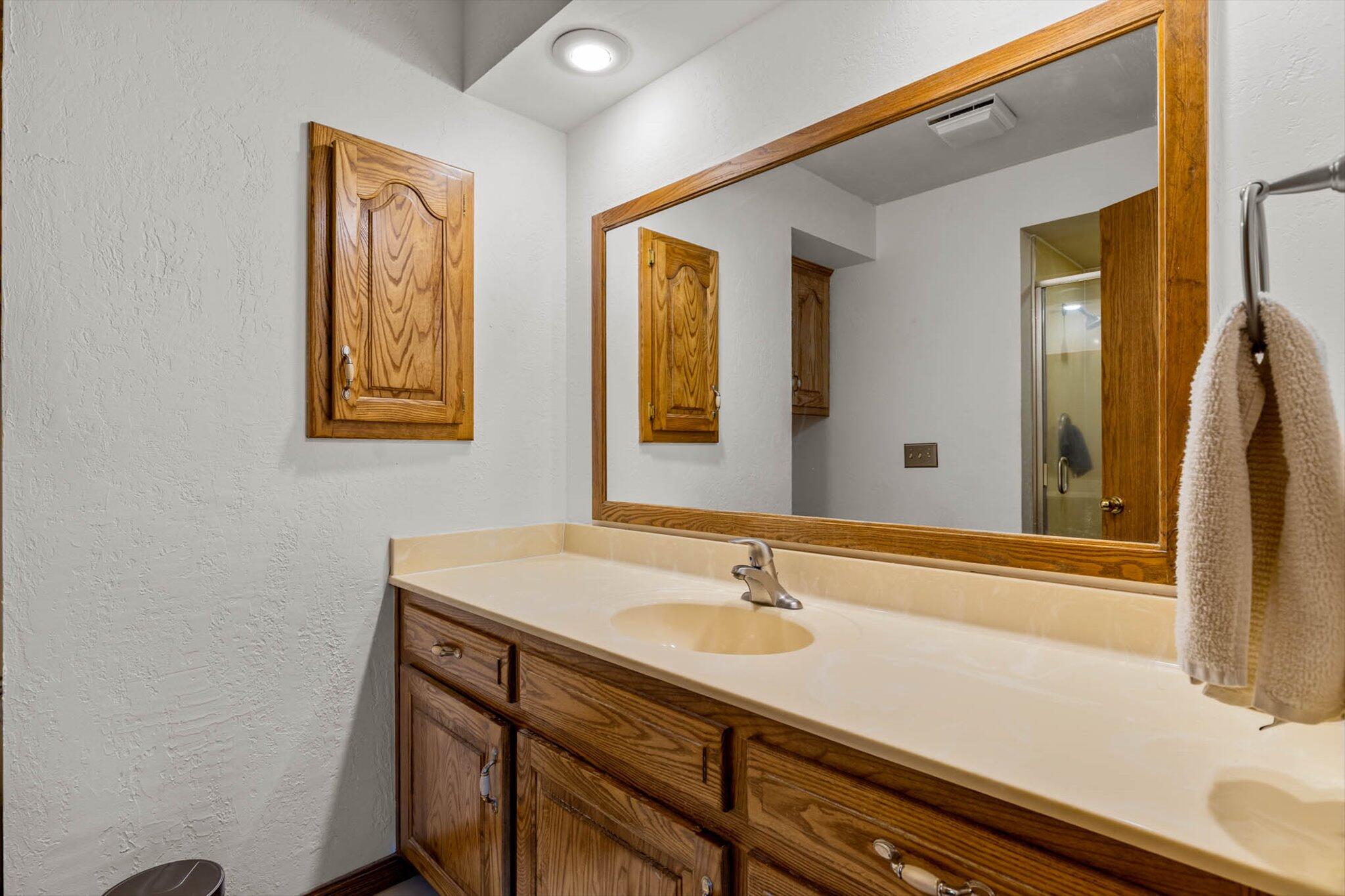 3934 East Linwood Terrace Property Photo 14