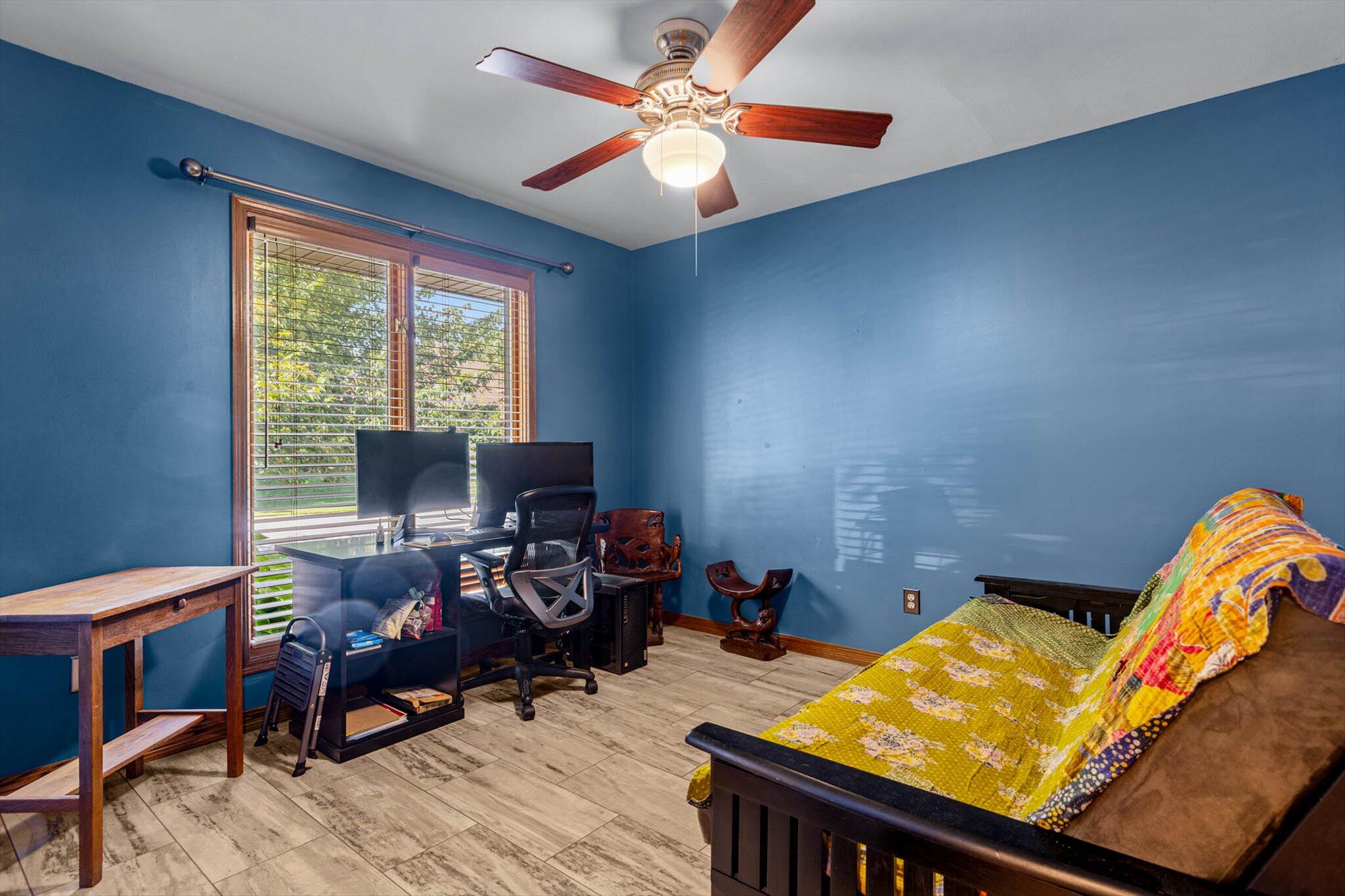 3934 East Linwood Terrace Property Photo 15