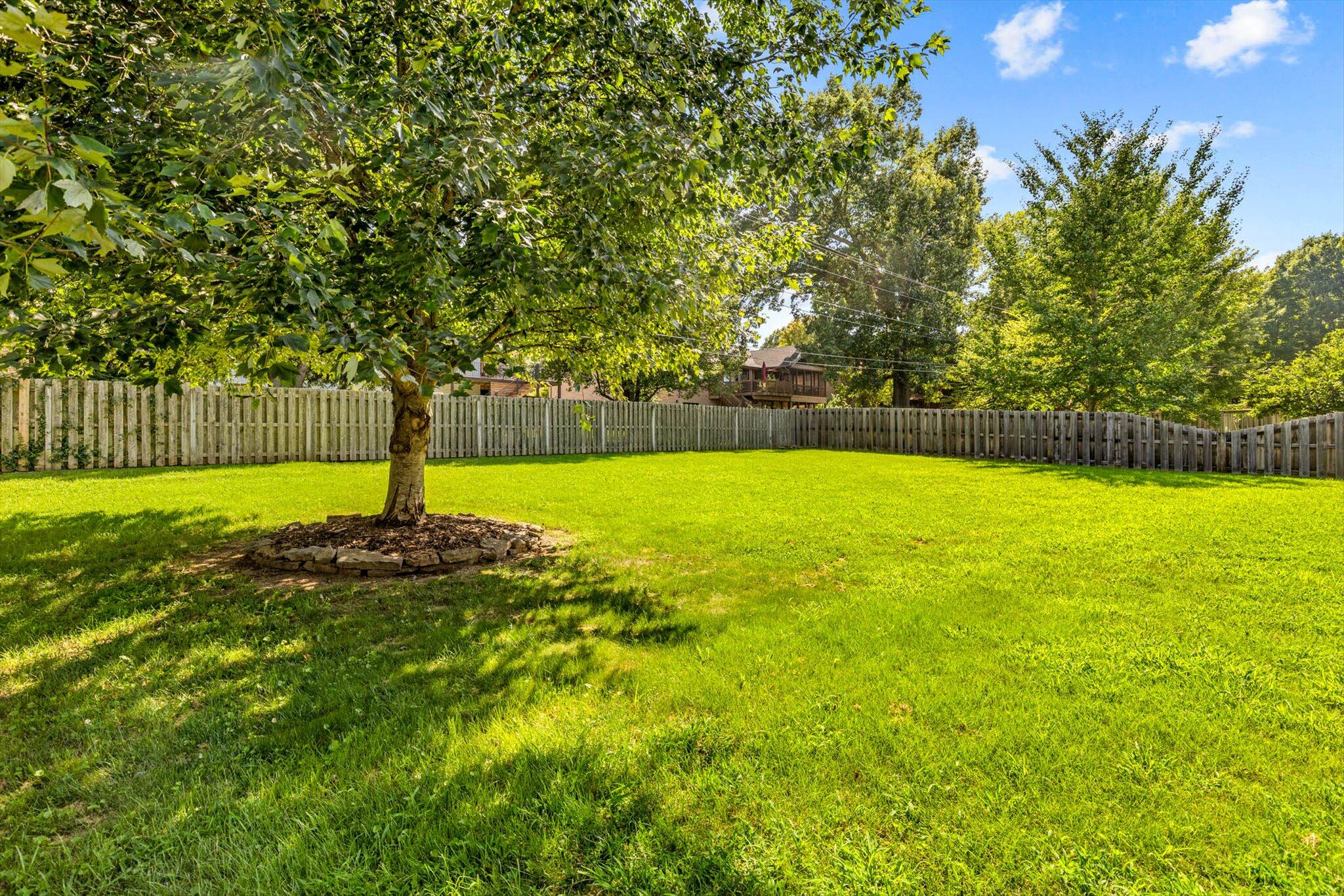 3934 East Linwood Terrace Property Photo 19
