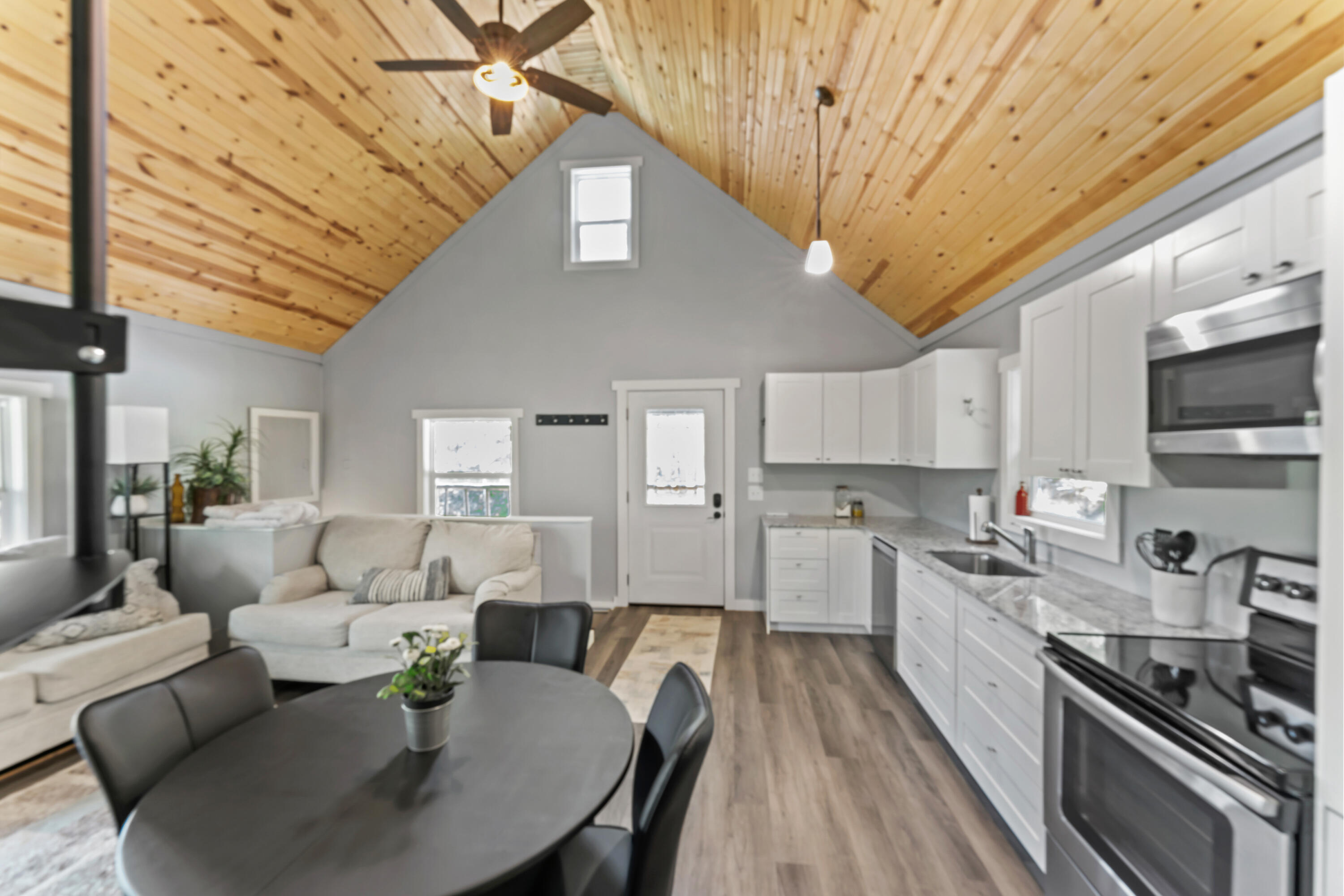 27857 Farm Road 1250 Property Photo 12