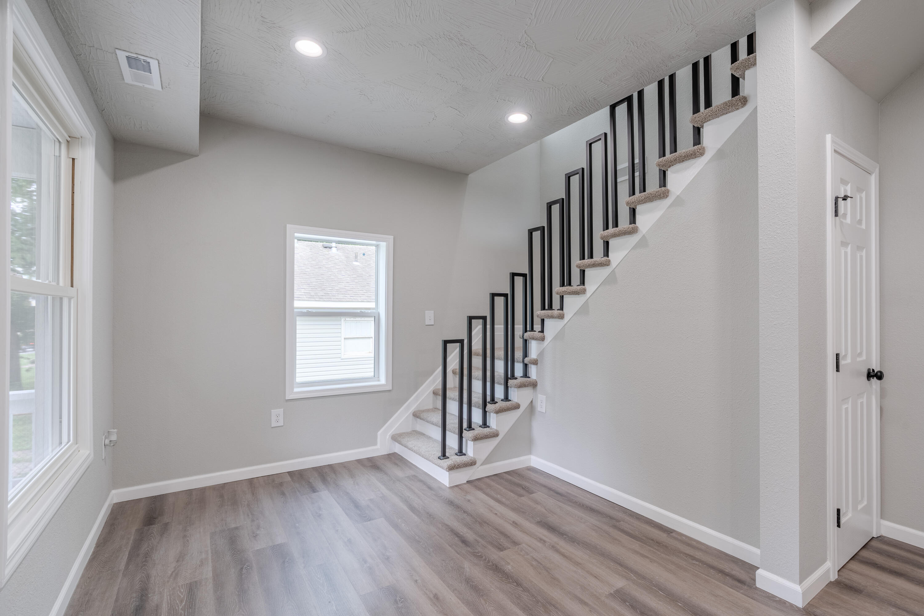 1324 West Brower Street Property Photo 5