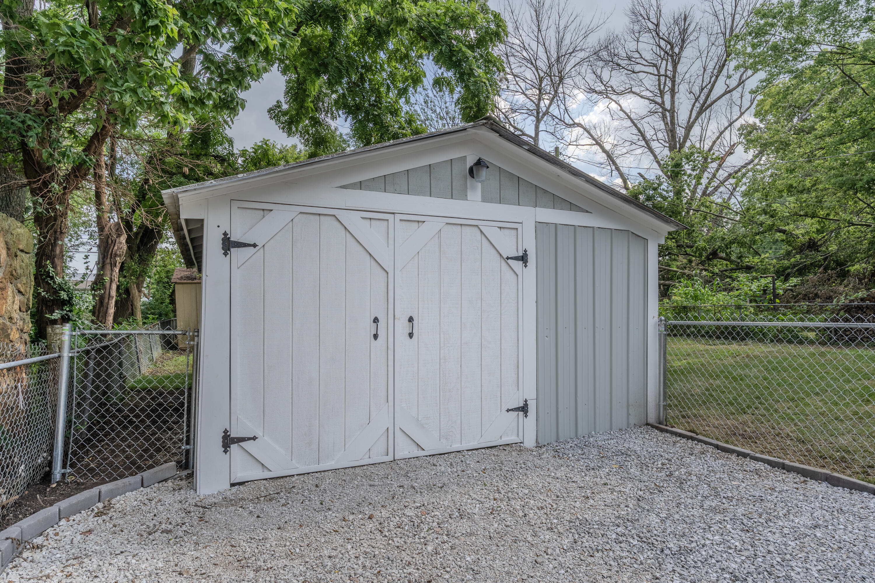 1324 West Brower Street Property Photo 18