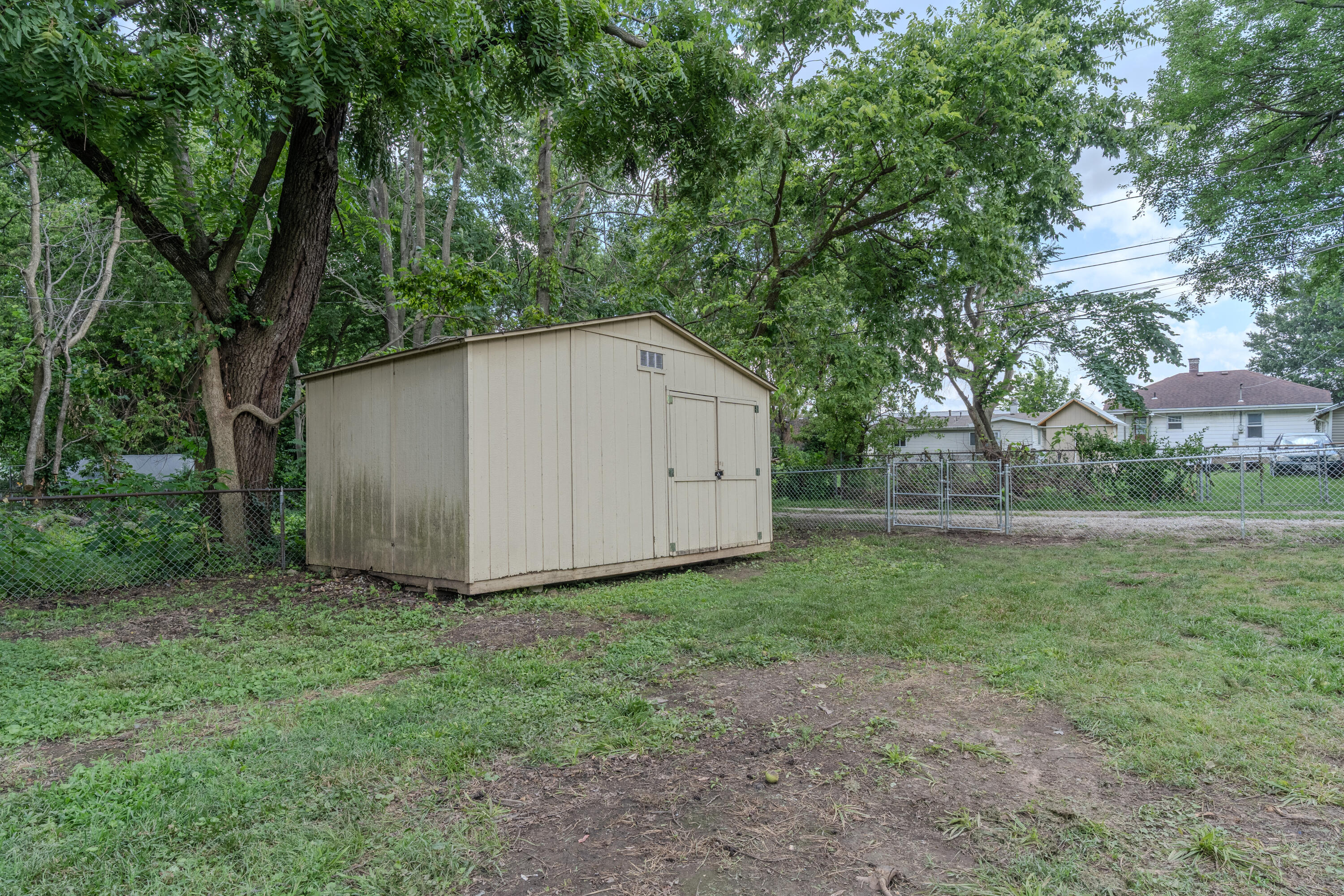 1324 West Brower Street Property Photo 20