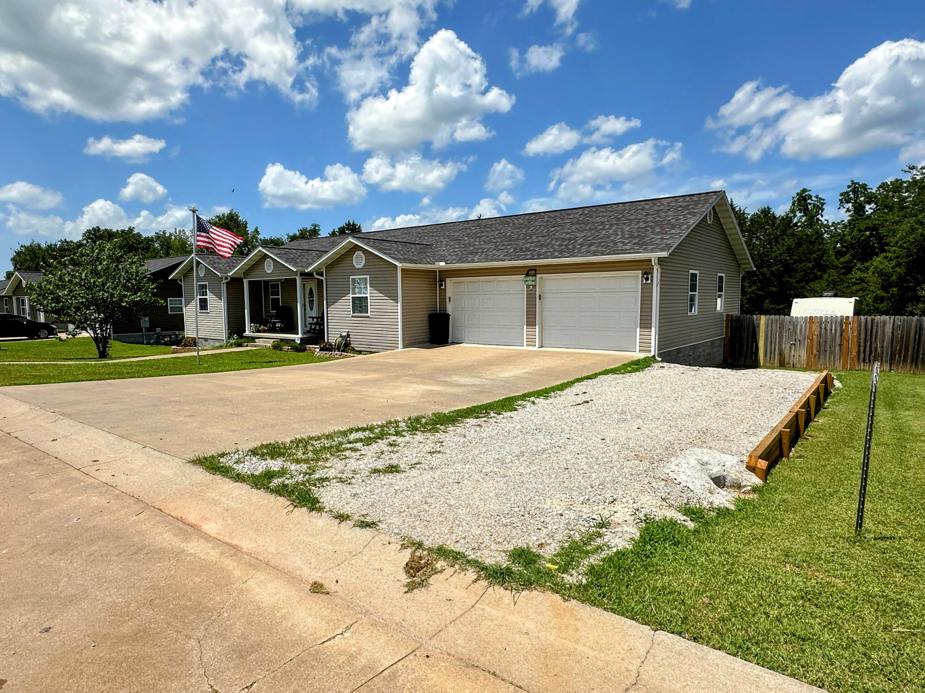 403 Paradise Heights Drive Property Photo 98
