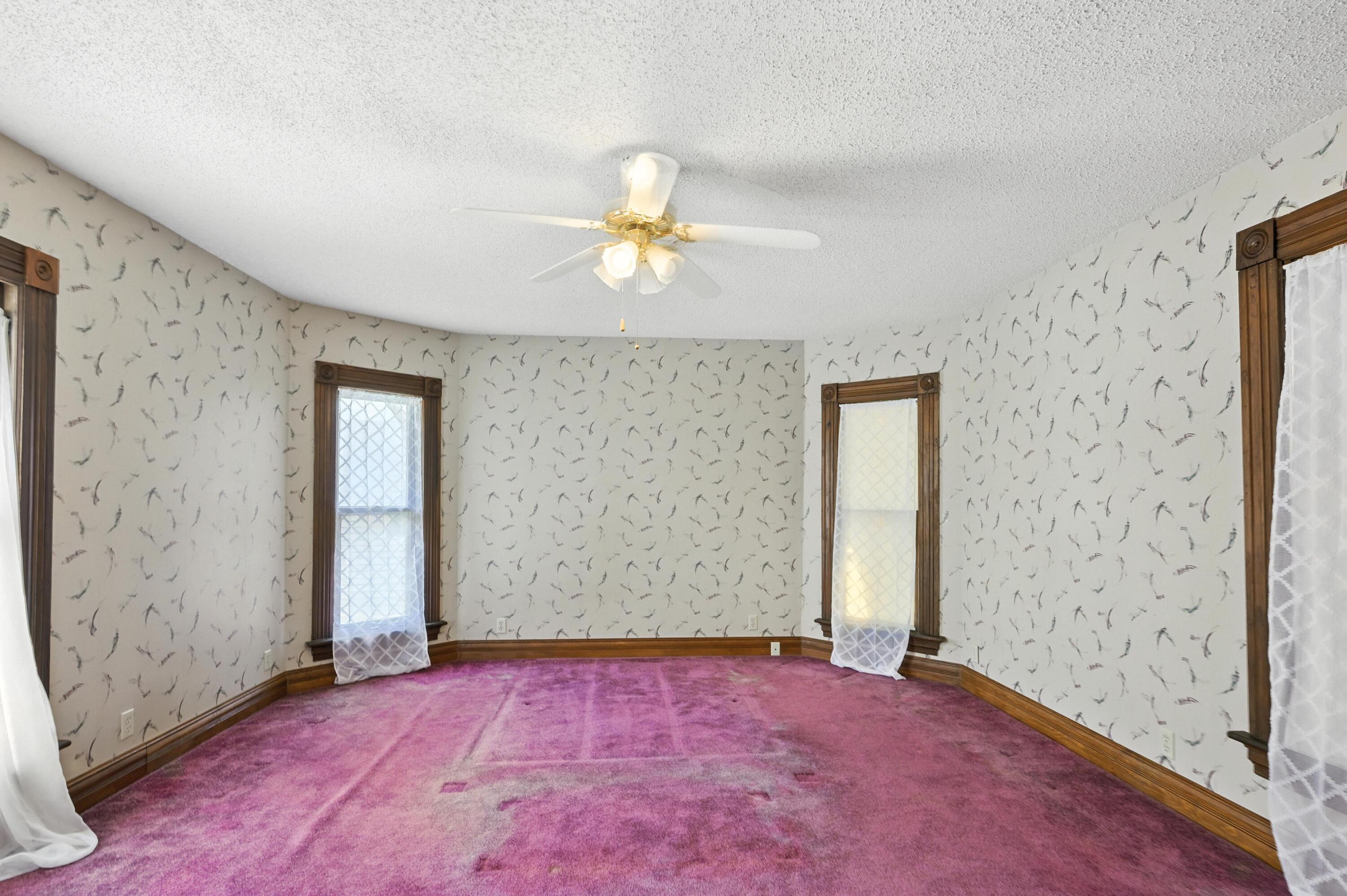 340 West Brook Street Property Photo 30