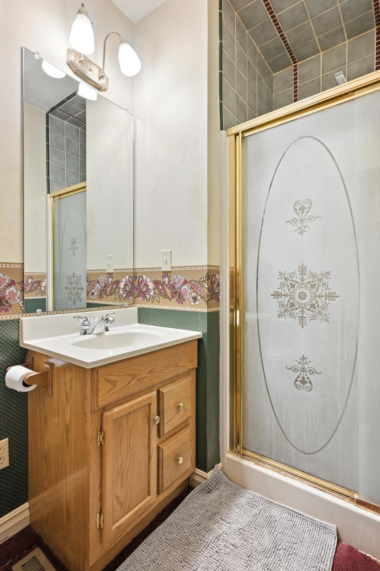 340 West Brook Street Property Photo 36