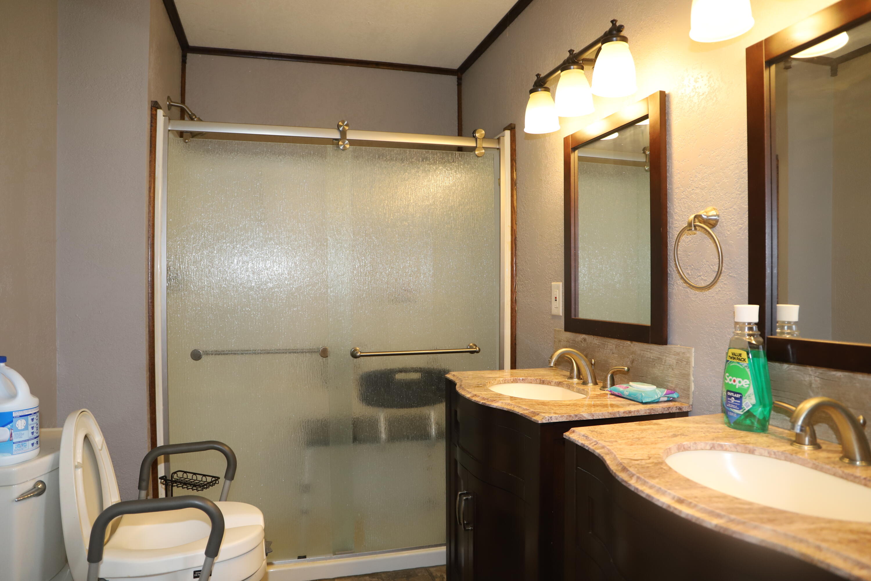 12198 Marcus Lane Property Photo 14