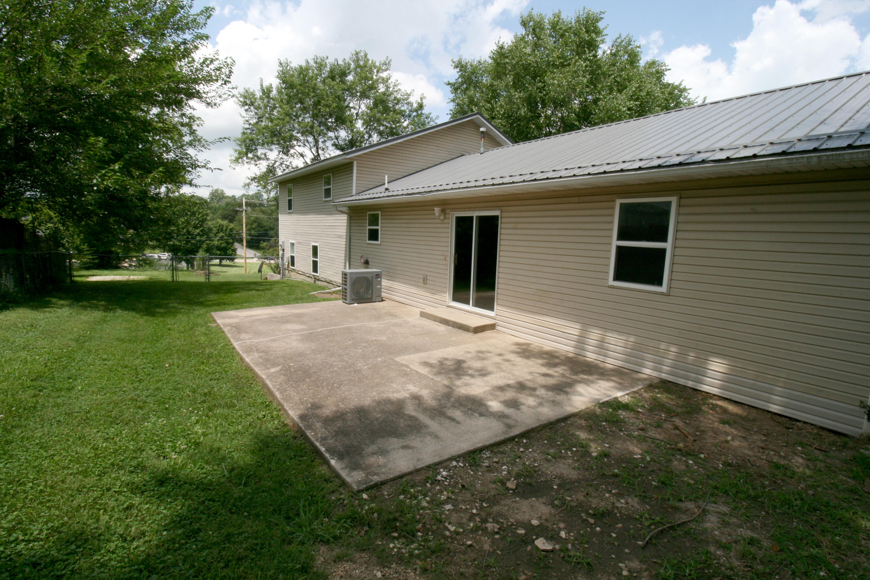 360 Banning Street Property Photo 3