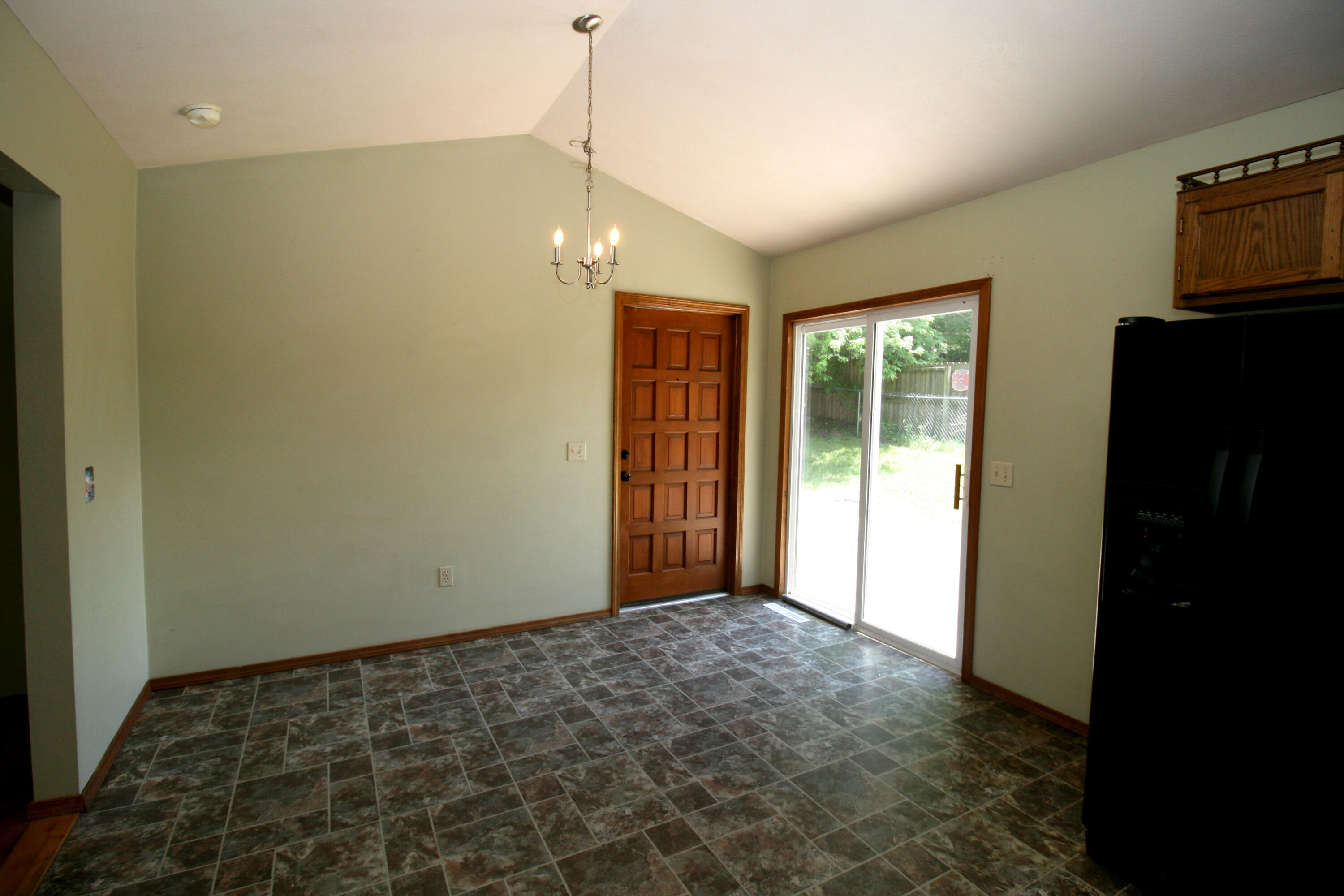 360 Banning Street Property Photo 6