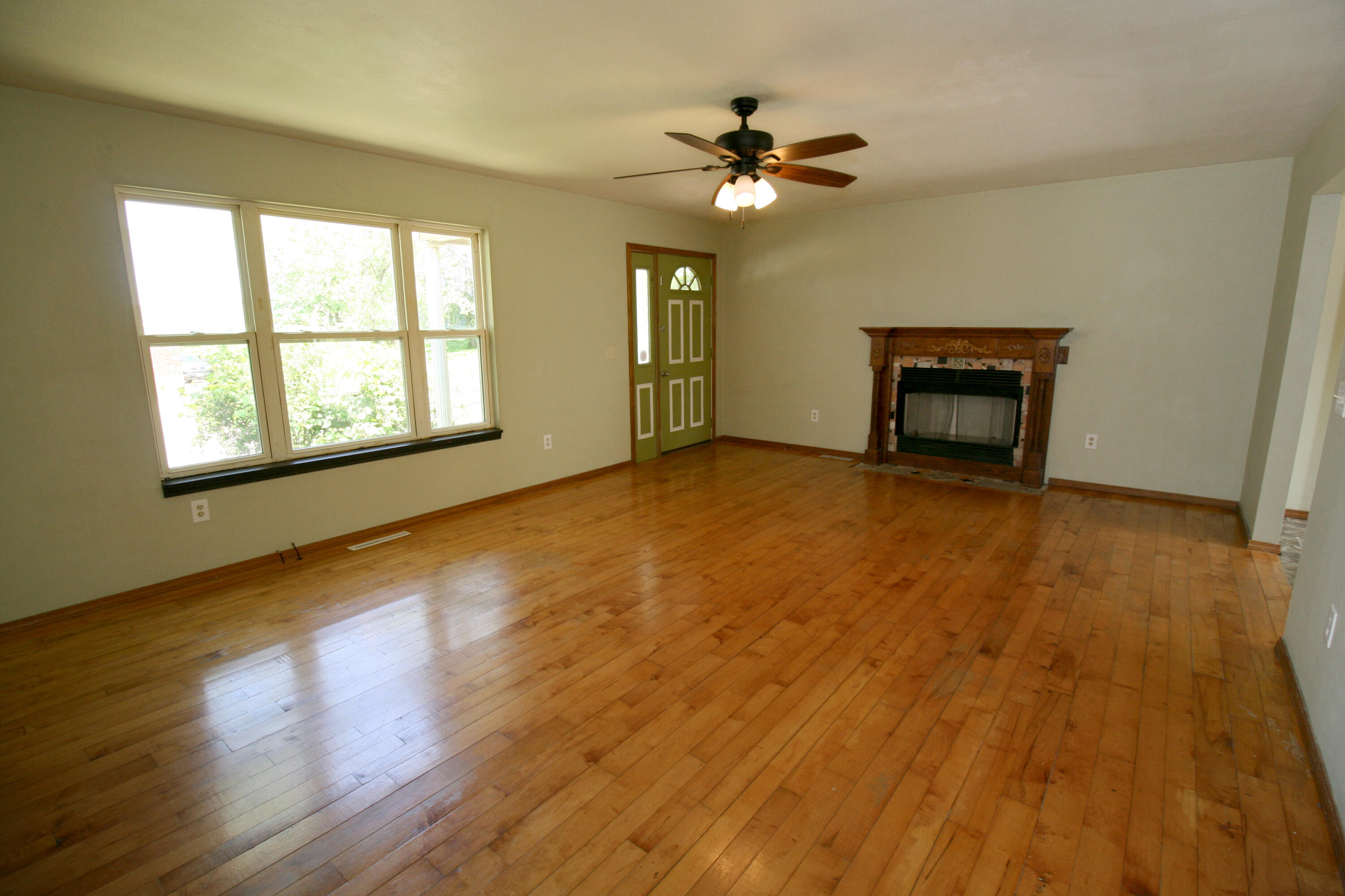 360 Banning Street Property Photo 8