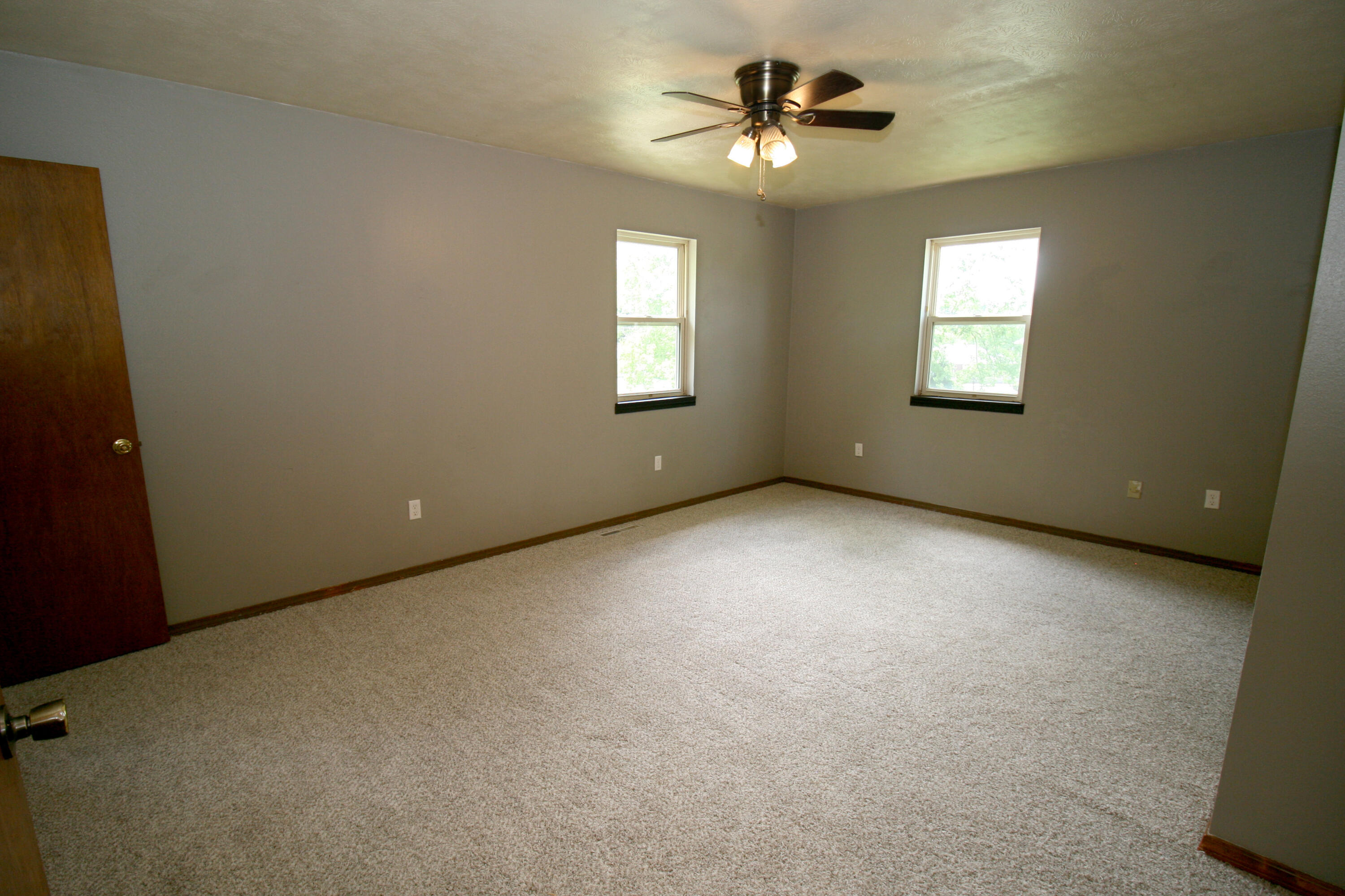 360 Banning Street Property Photo 11