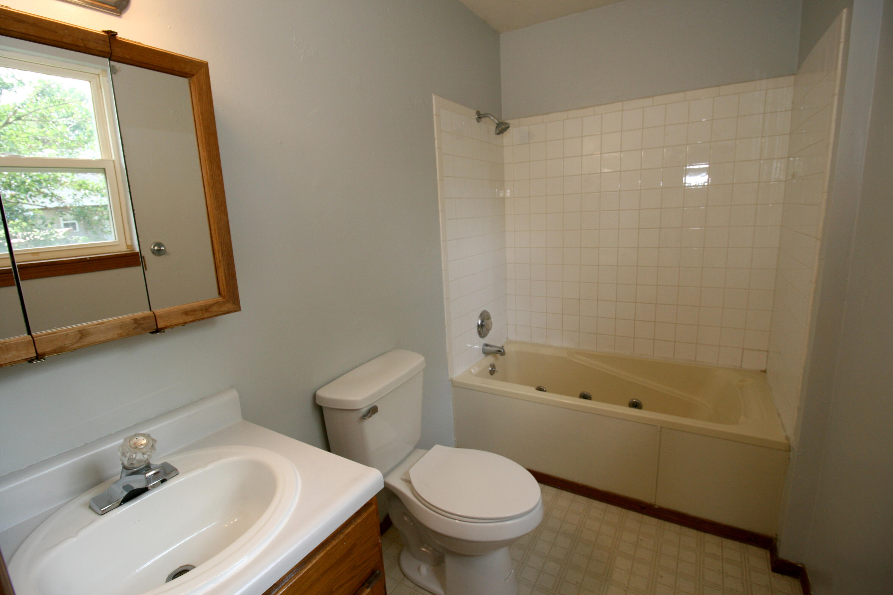 360 Banning Street Property Photo 12