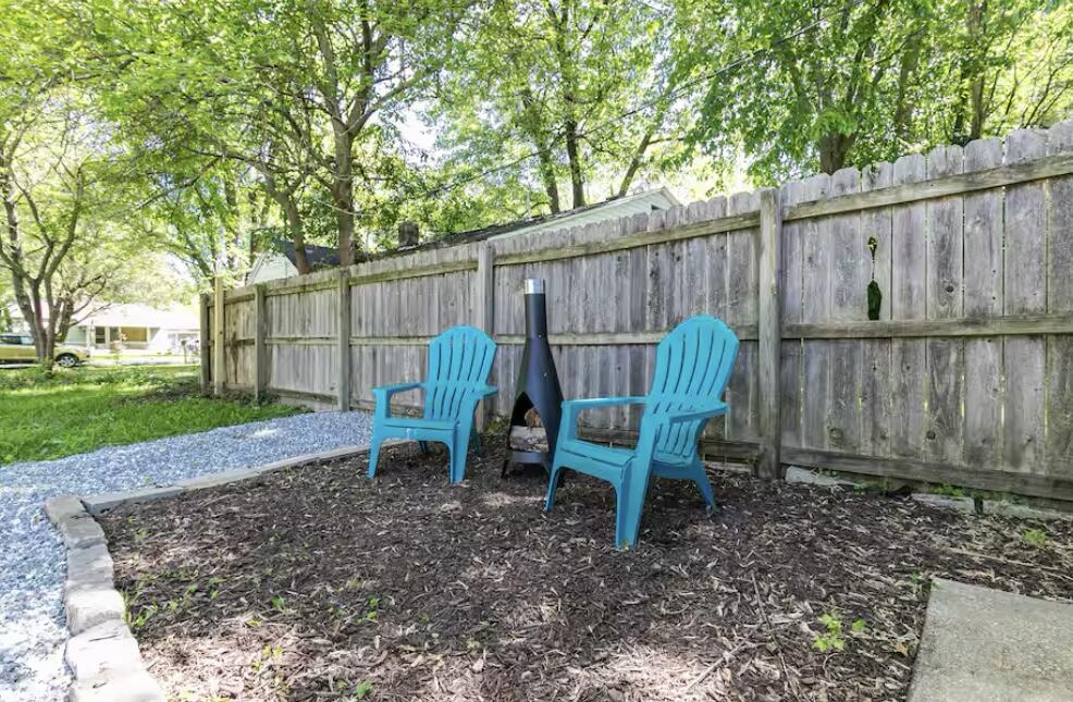 1506 East Lindberg Street Property Photo 18