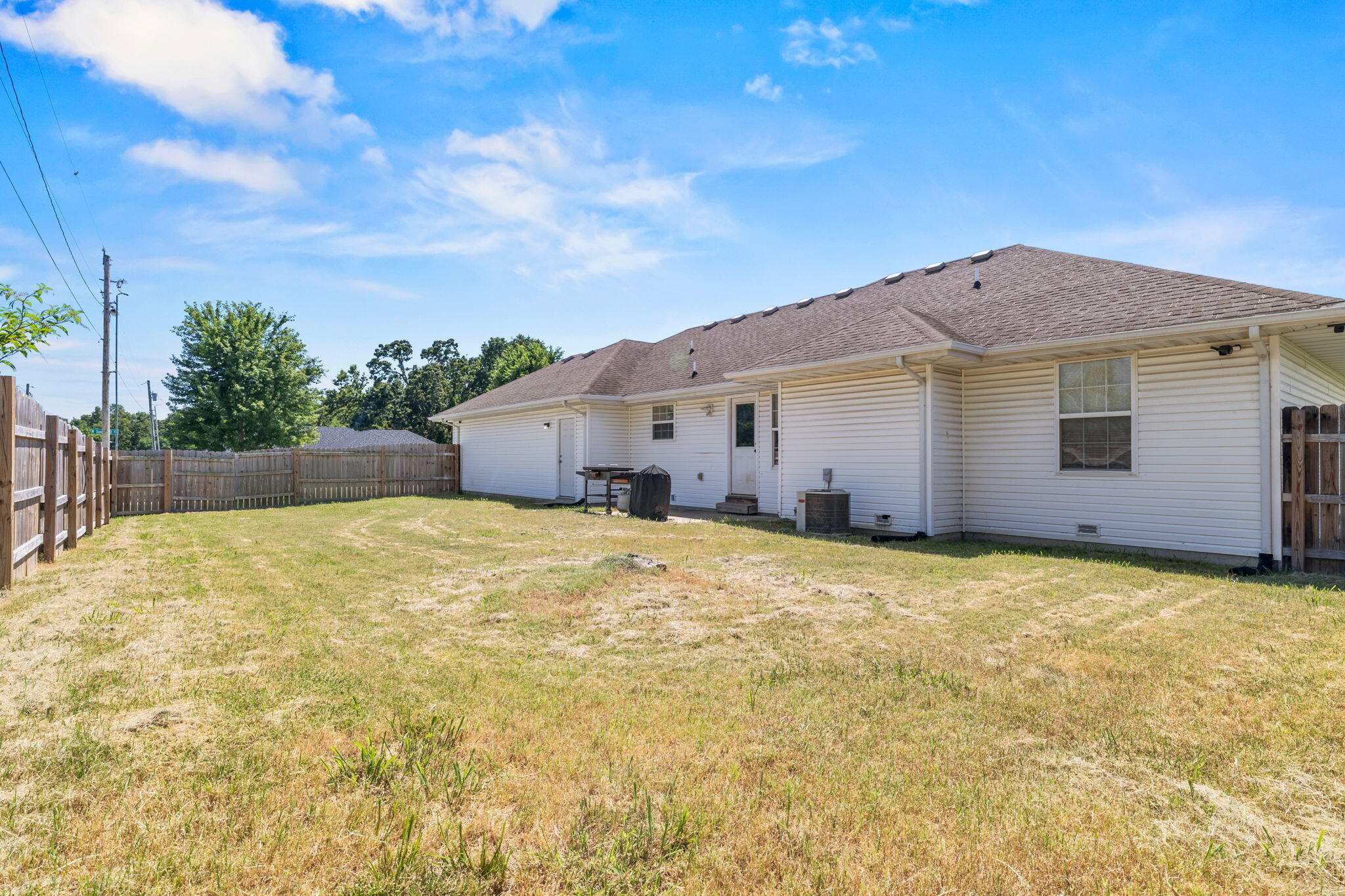 1396 South Arapaho Avenue Property Photo 28