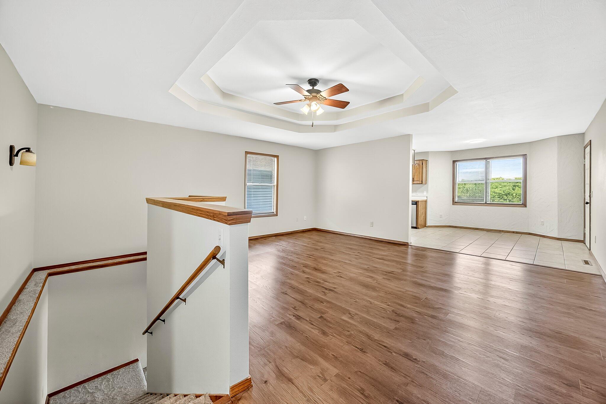 2645 North Fort Avenue Property Photo 4