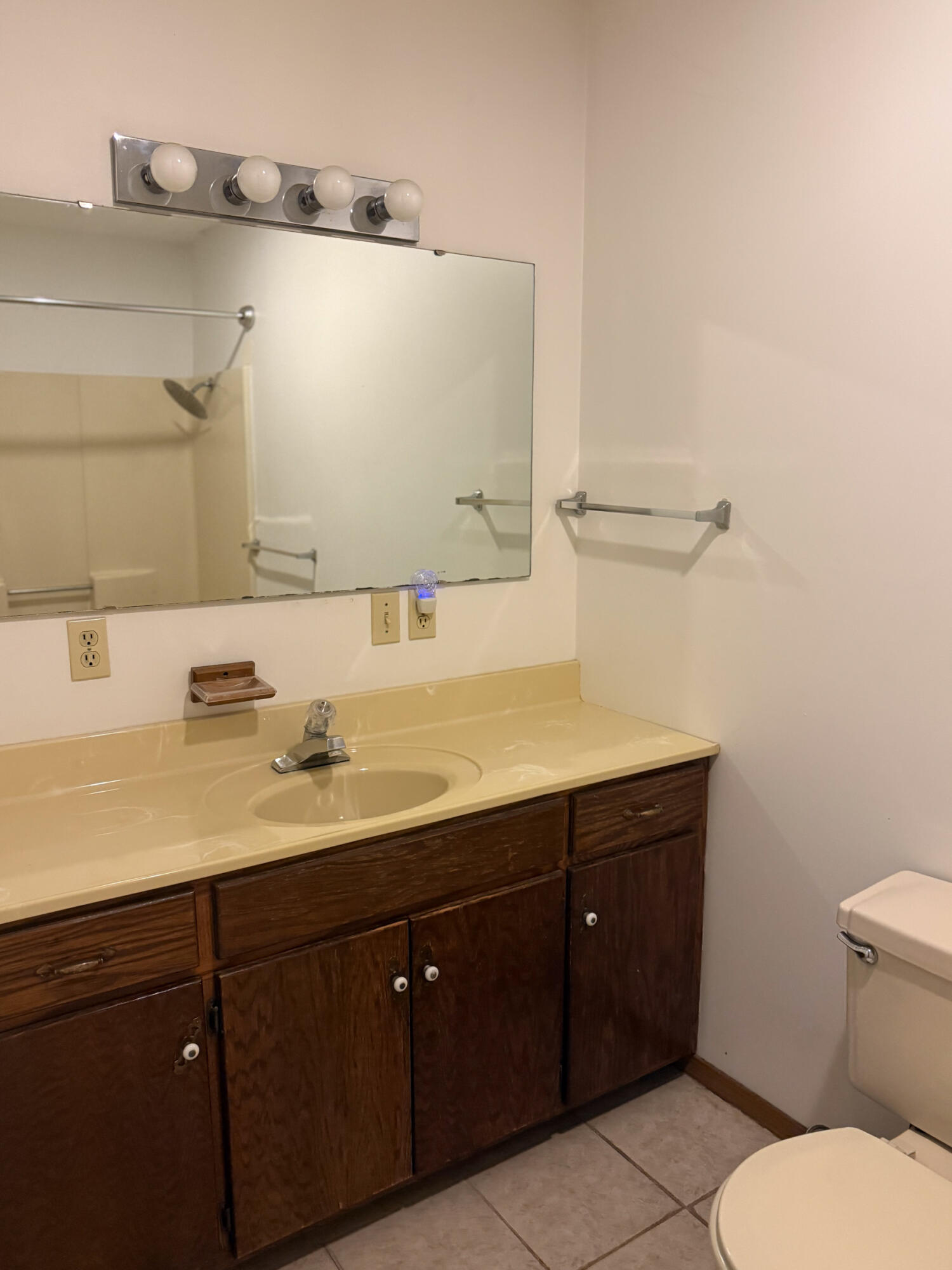 1080 North Industrial Drive Property Photo 18