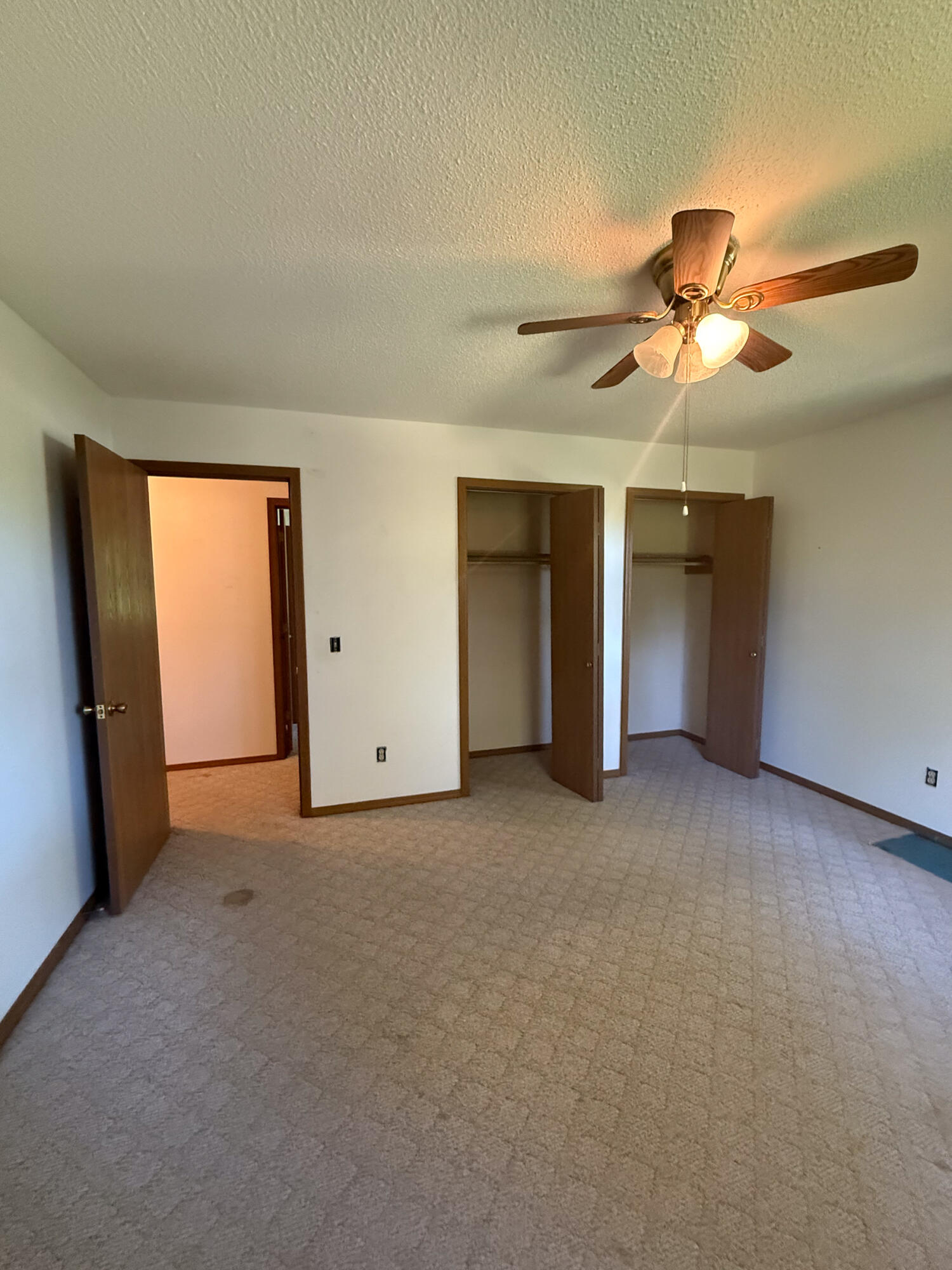1080 North Industrial Drive Property Photo 21