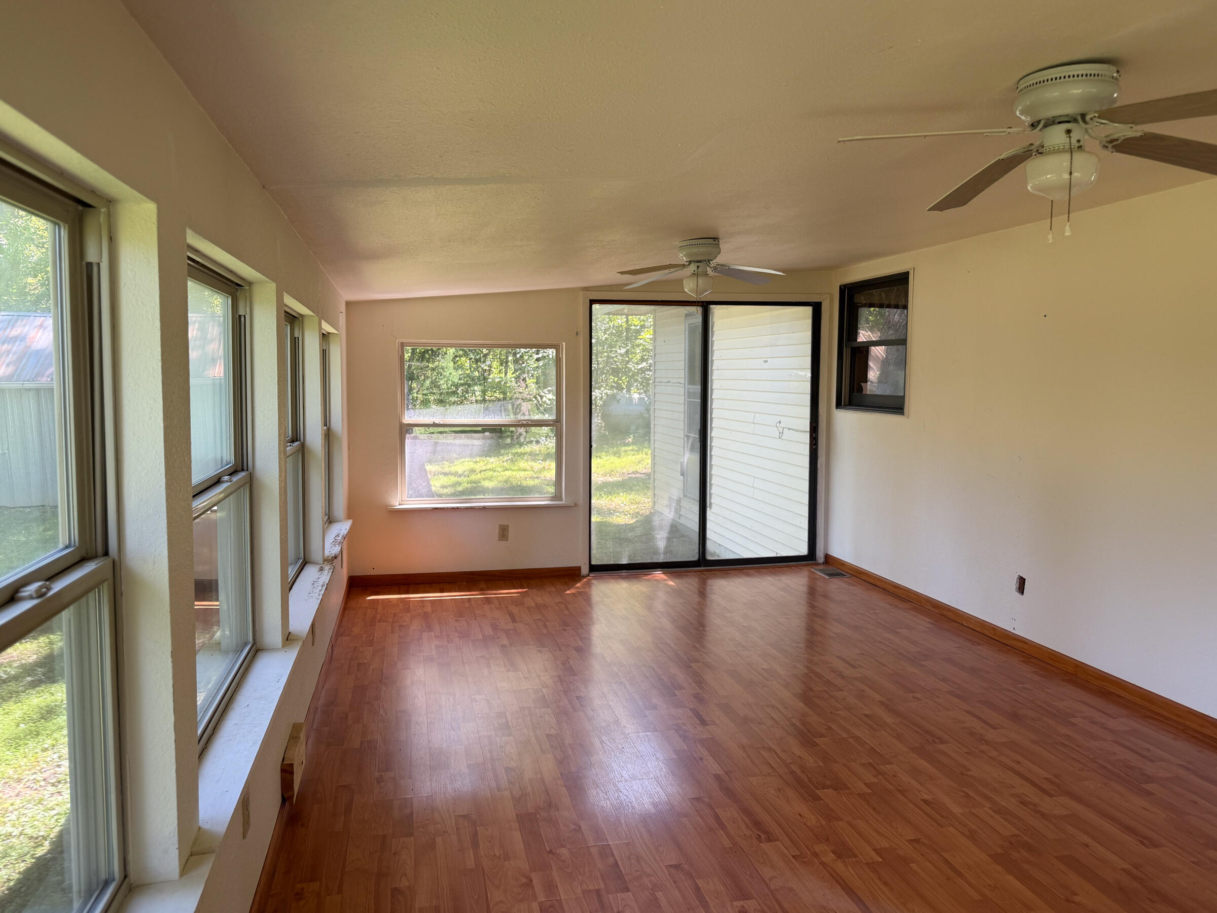 1080 North Industrial Drive Property Photo 28