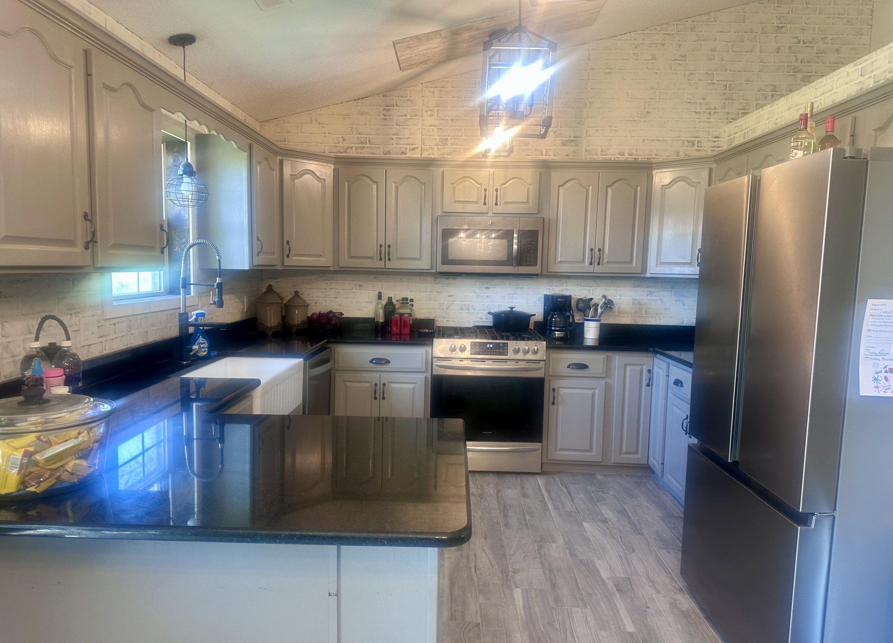 289 Westwind Road Property Photo 11