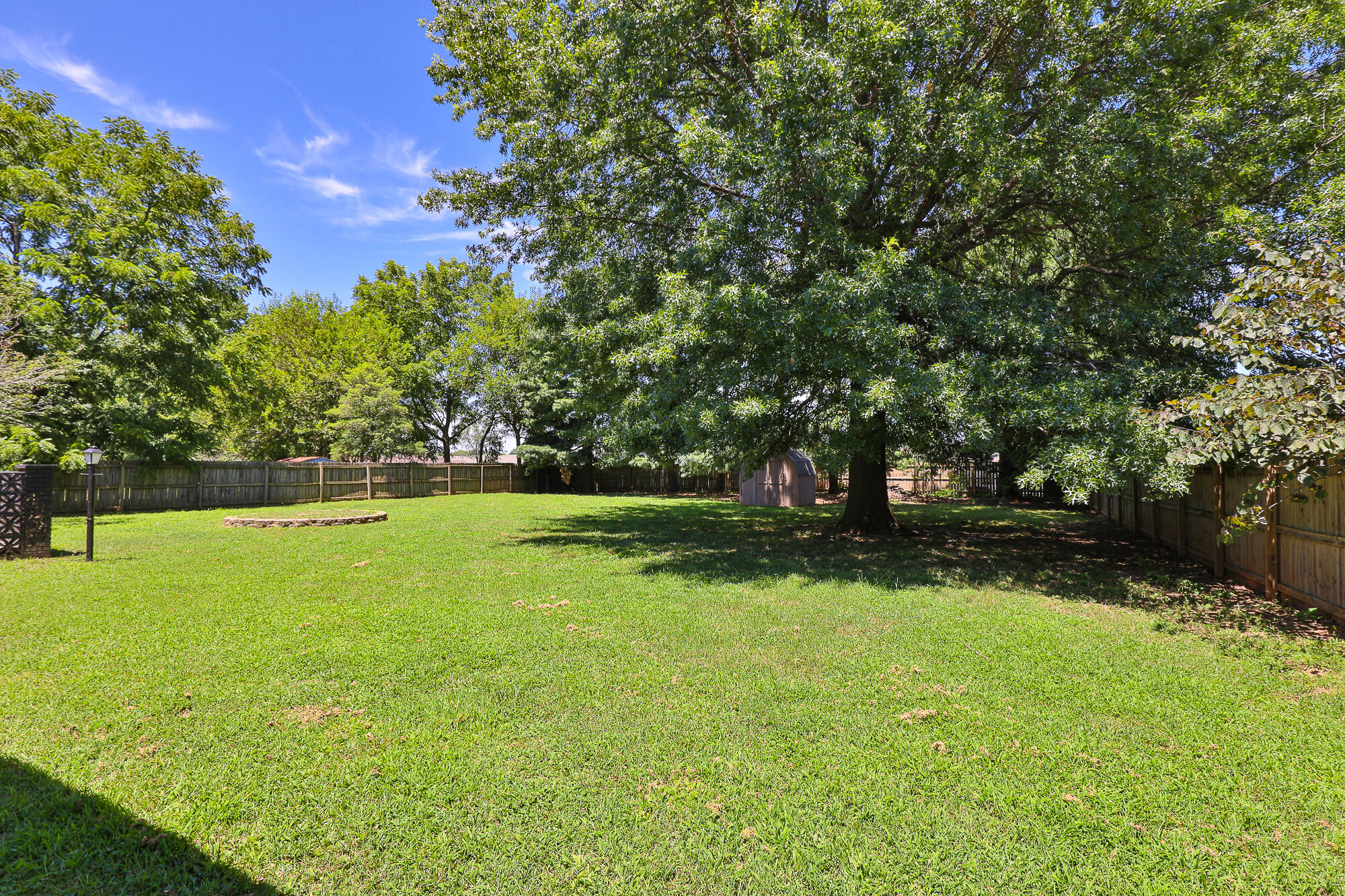421 West Woodland Street Property Photo 30