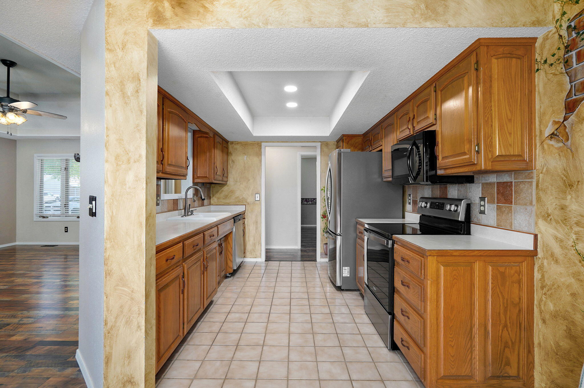 1115 West Verna Lane Property Photo 11