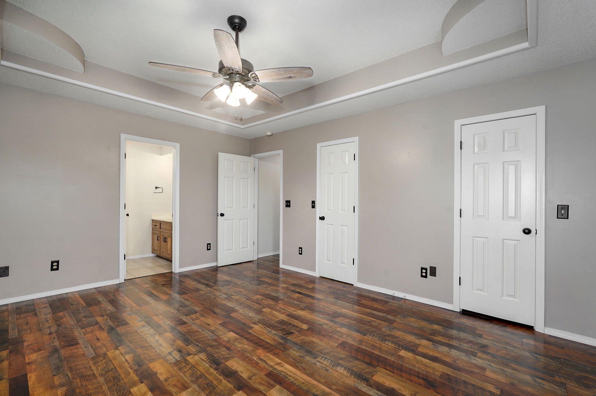 1115 West Verna Lane Property Photo 18