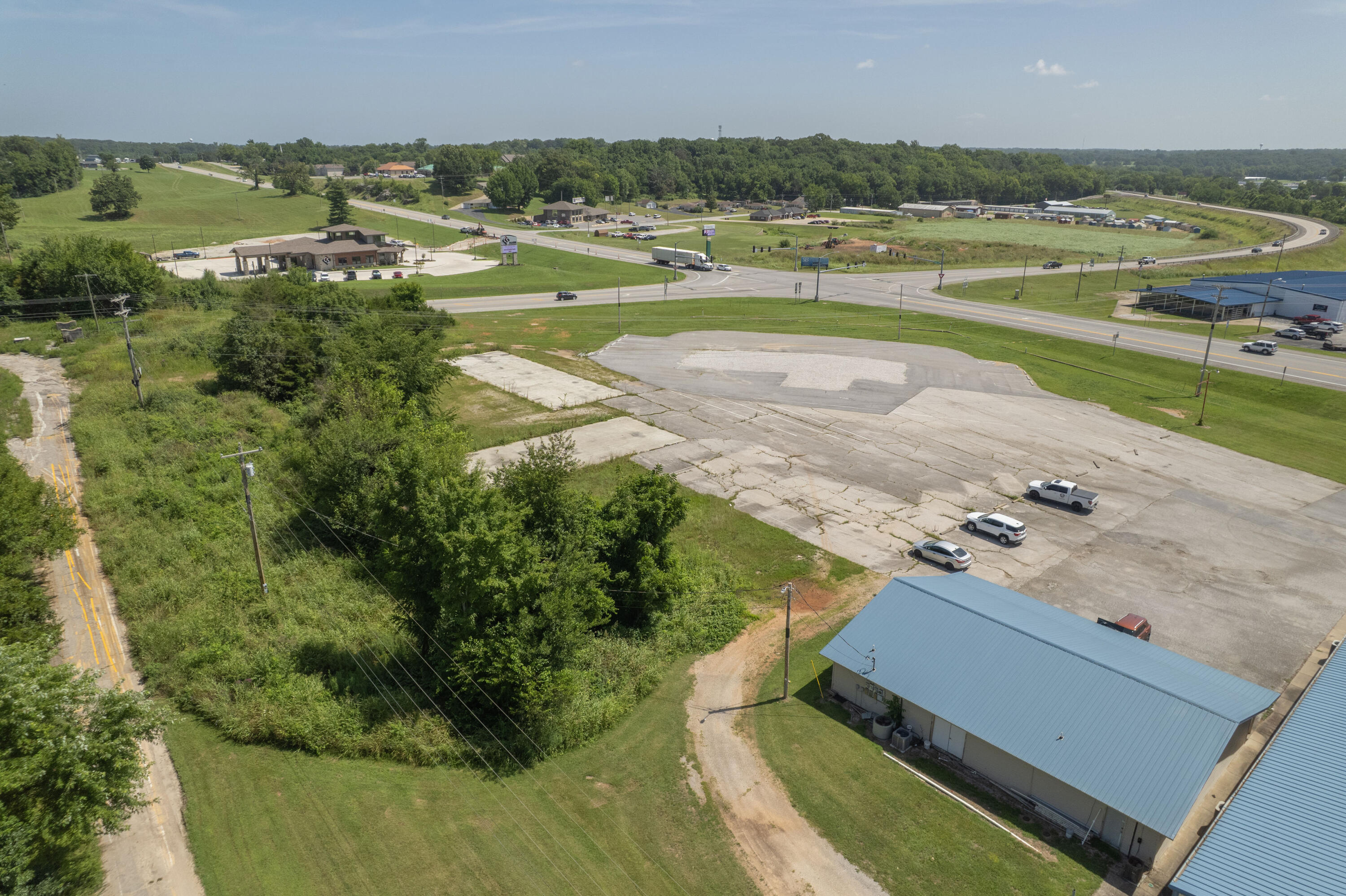 000 South Highway 37 Property Photo 8