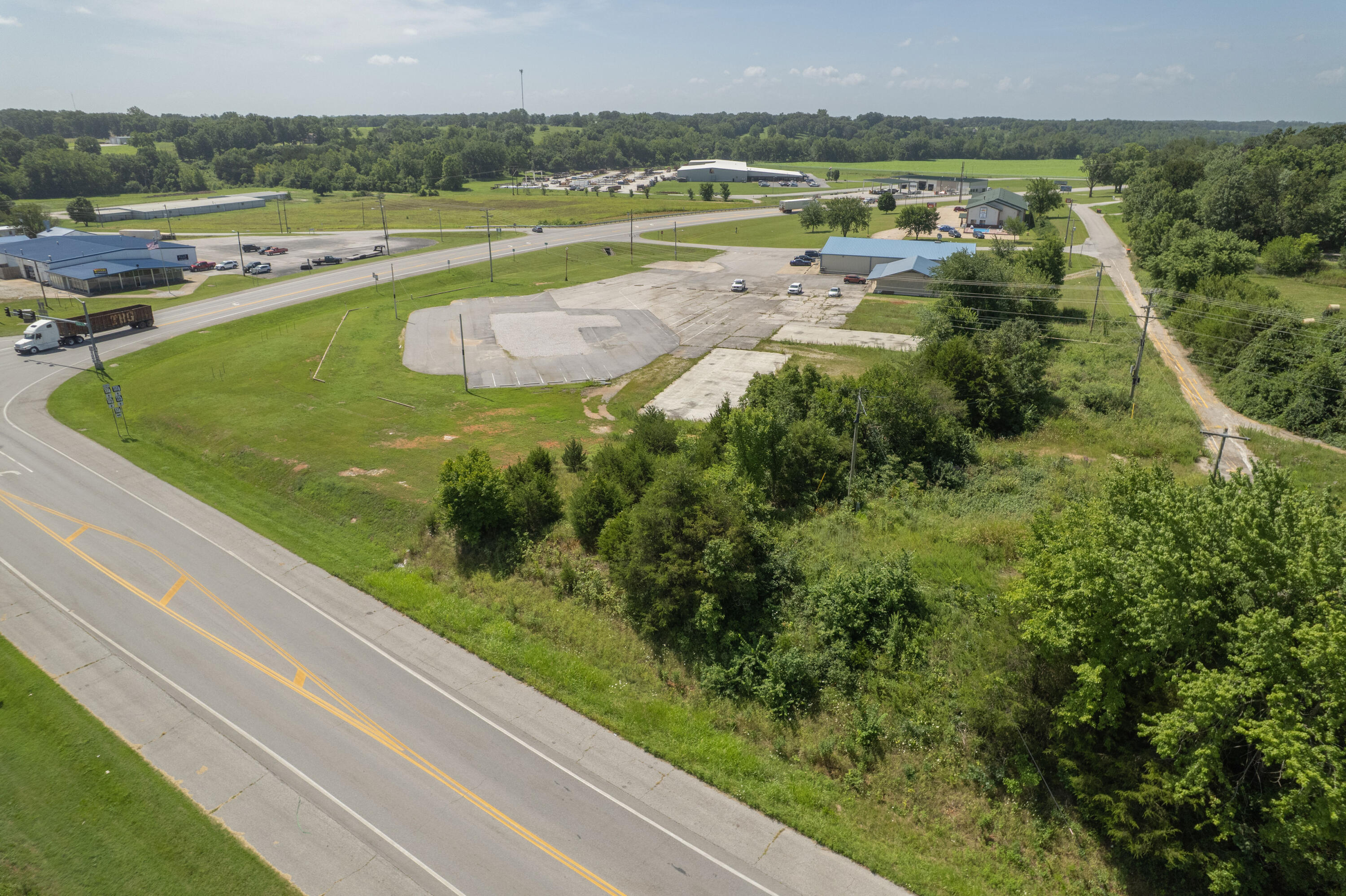000 South Highway 37 Property Photo 11