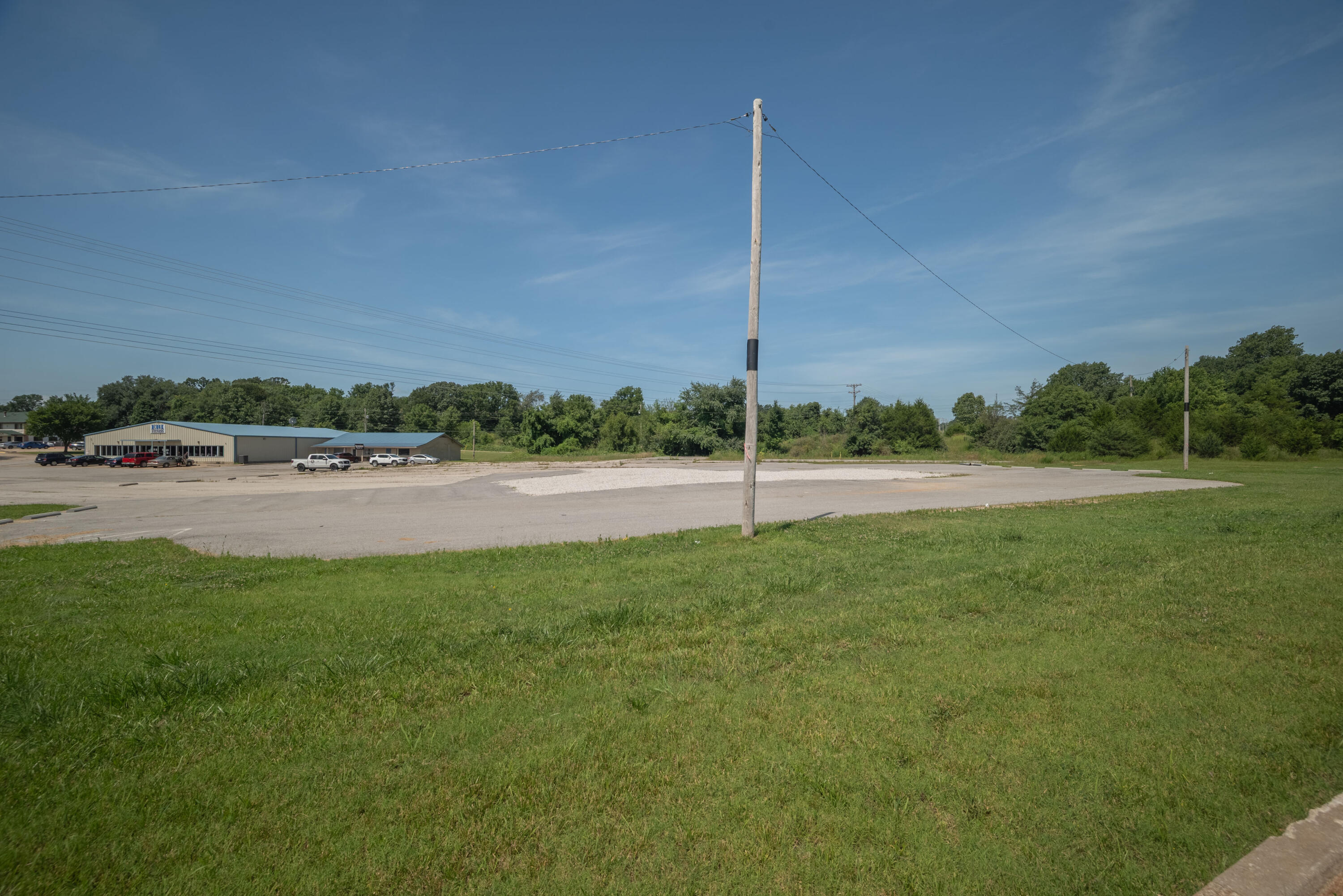 000 South Highway 37 Property Photo 16