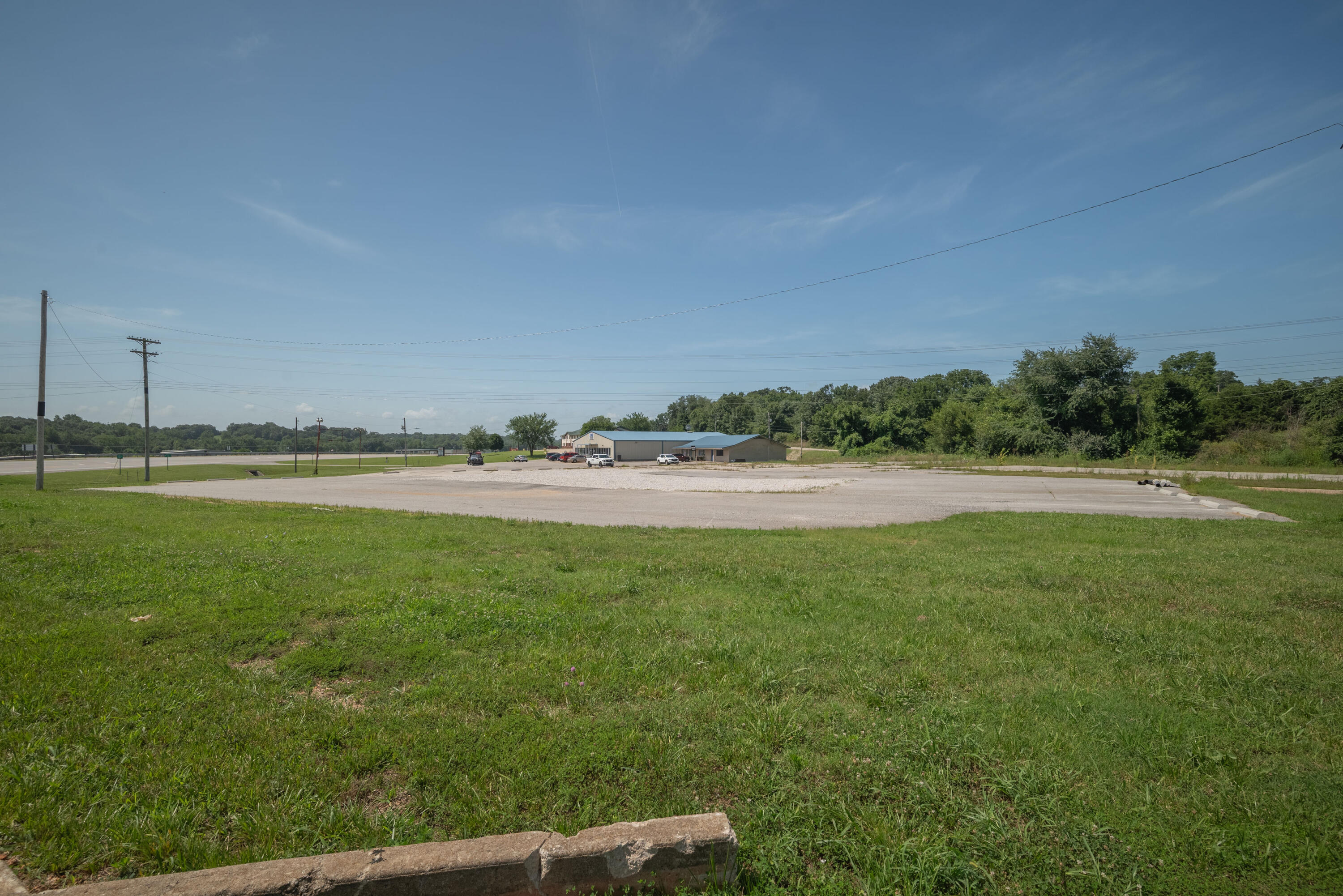 000 South Highway 37 Property Photo 20