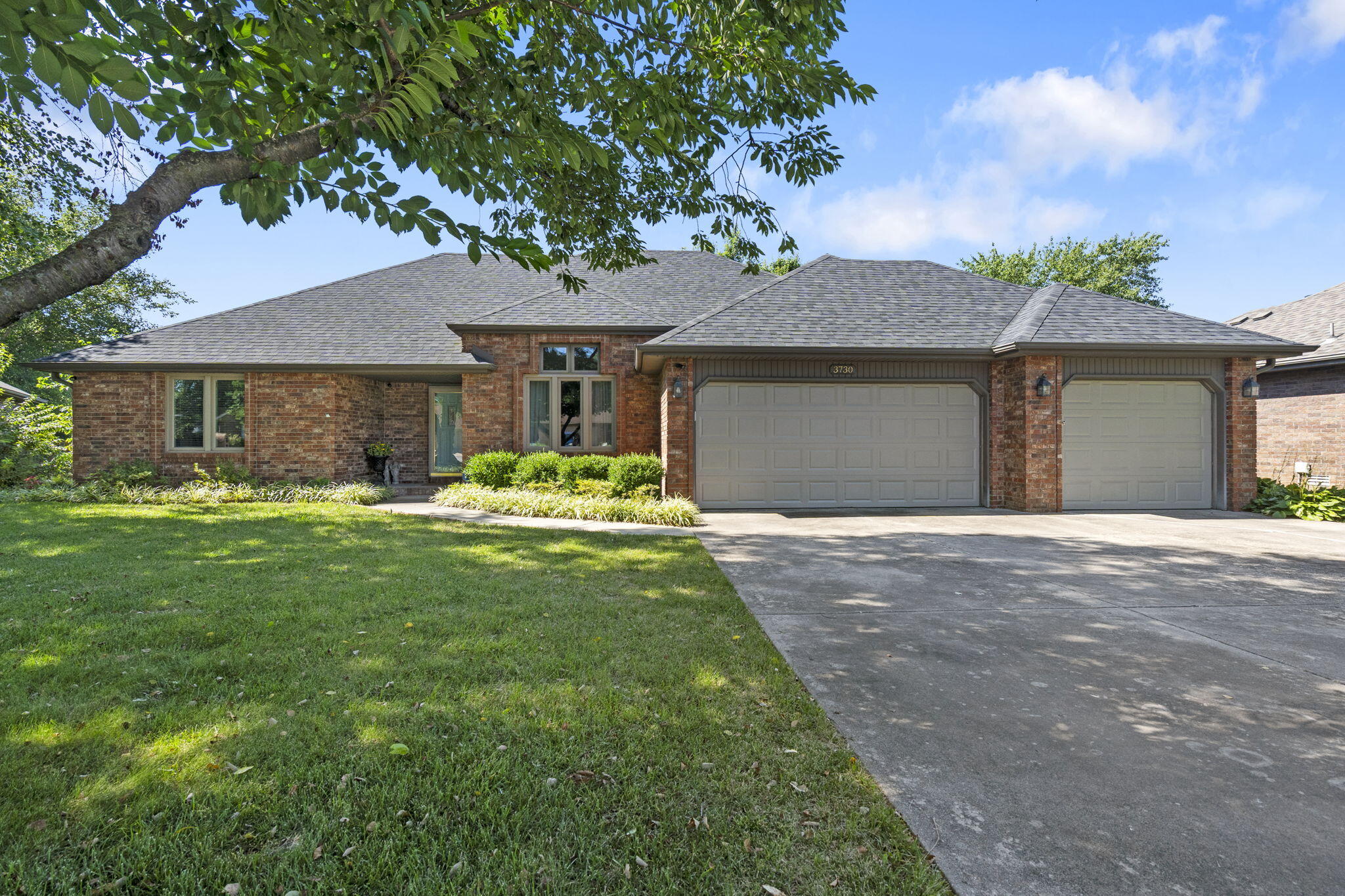 3730 West Birchwood Court Property Photo 1