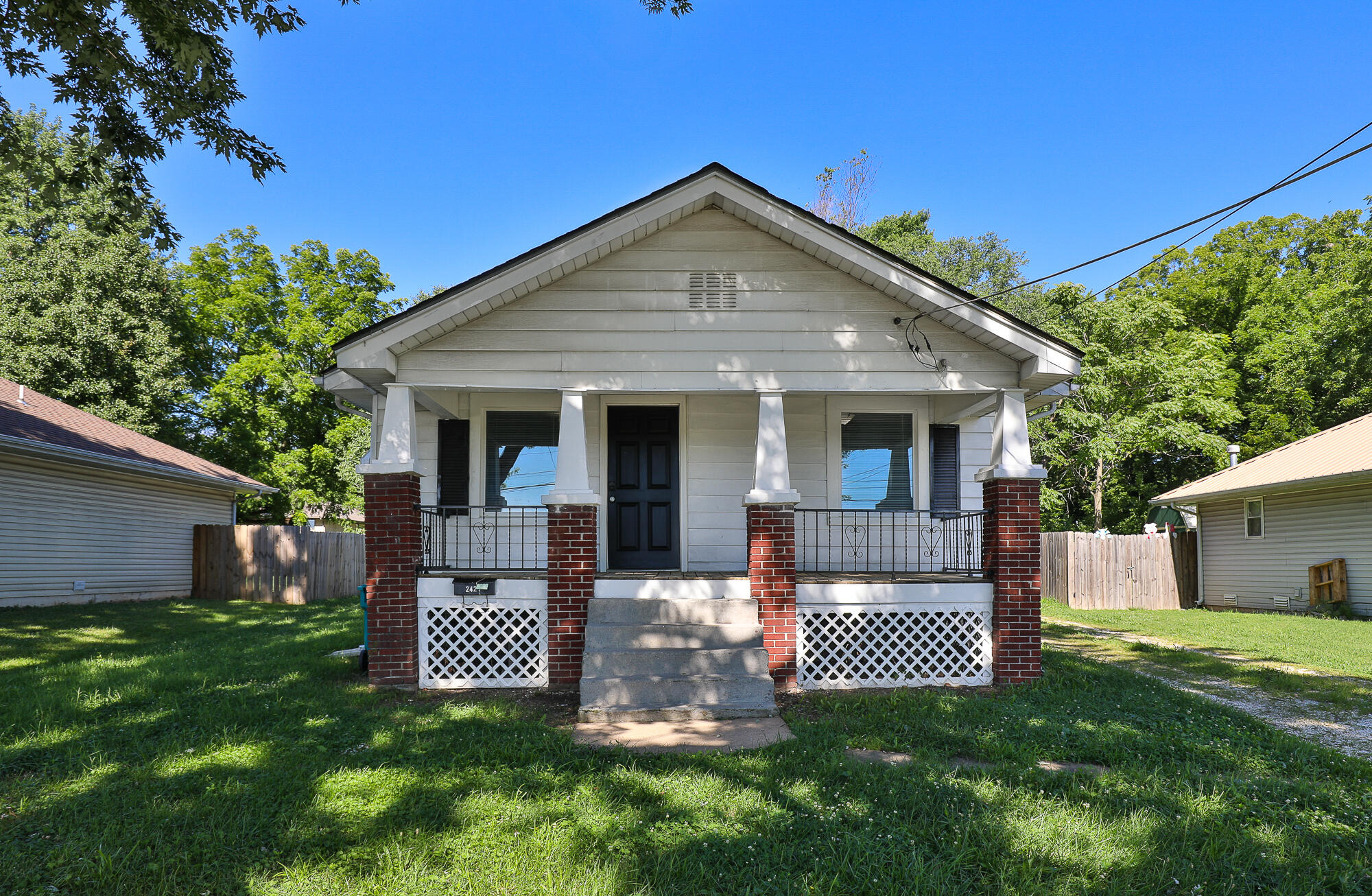 2427 North Boonville Avenue Property Photo 1