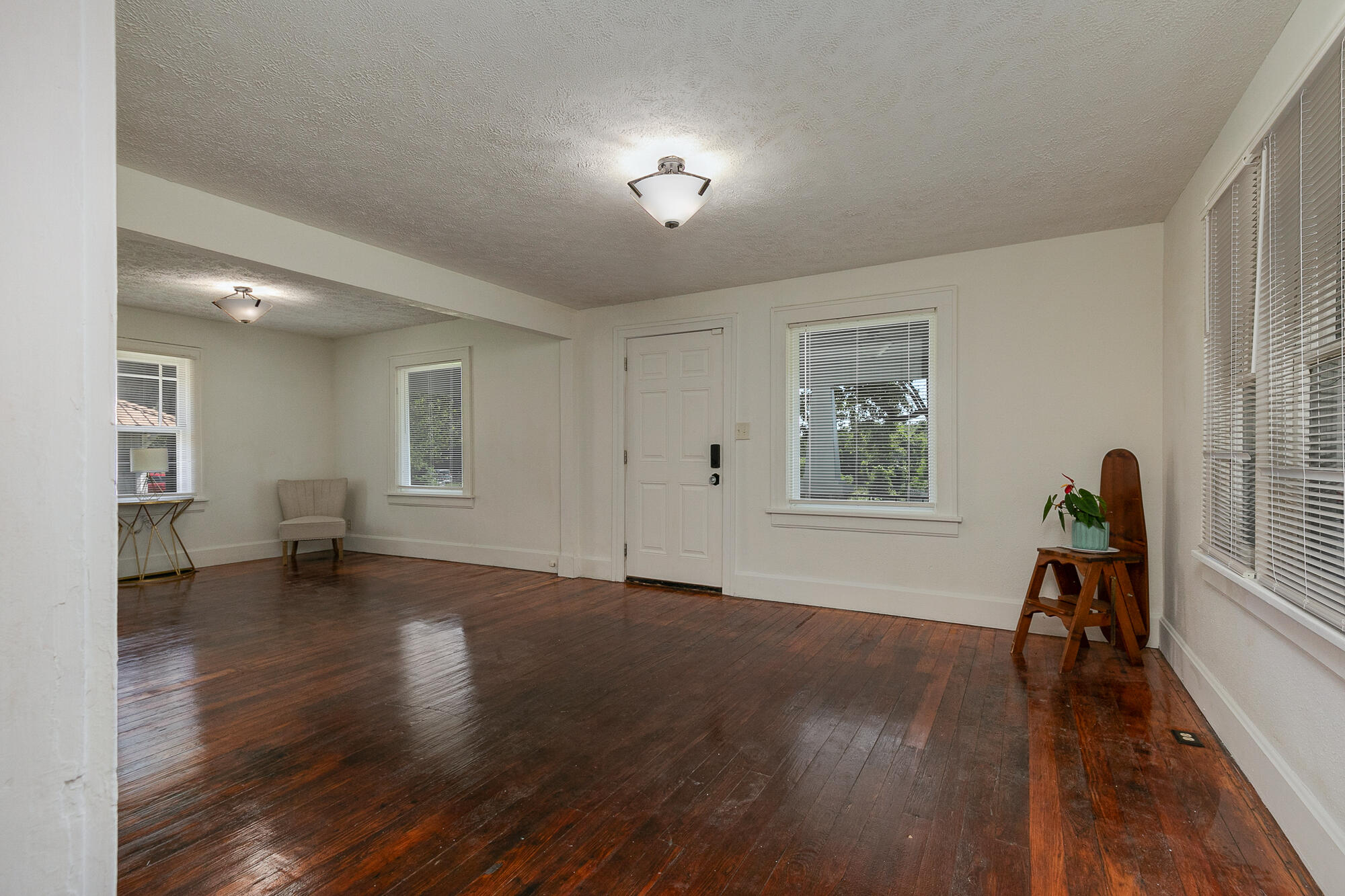 2427 North Boonville Avenue Property Photo 7
