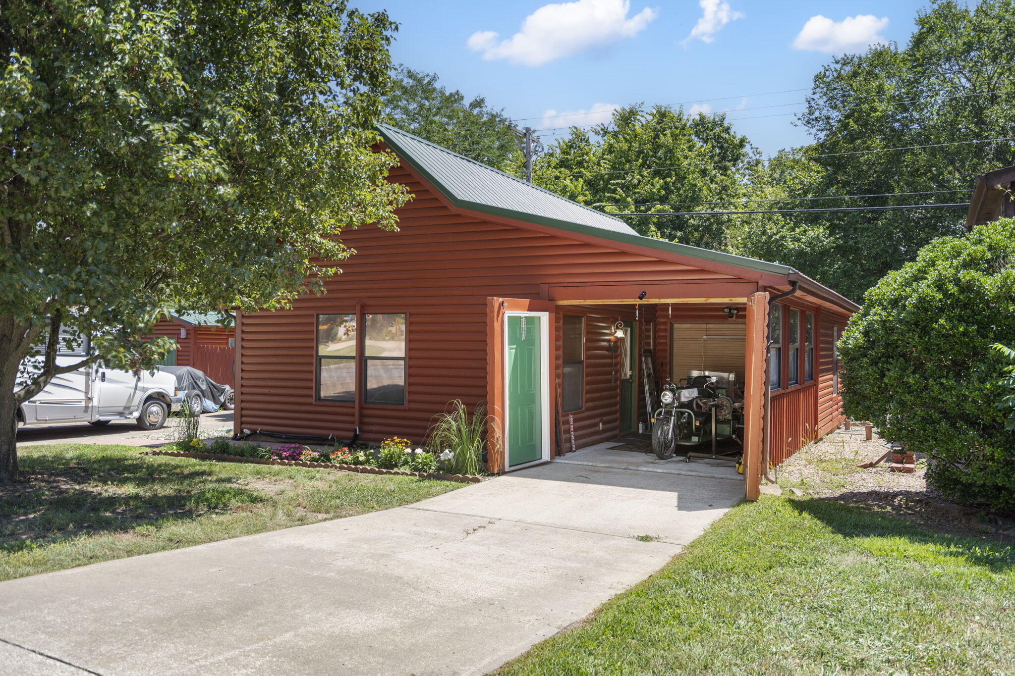 121 Bears Paw Way Property Photo 1