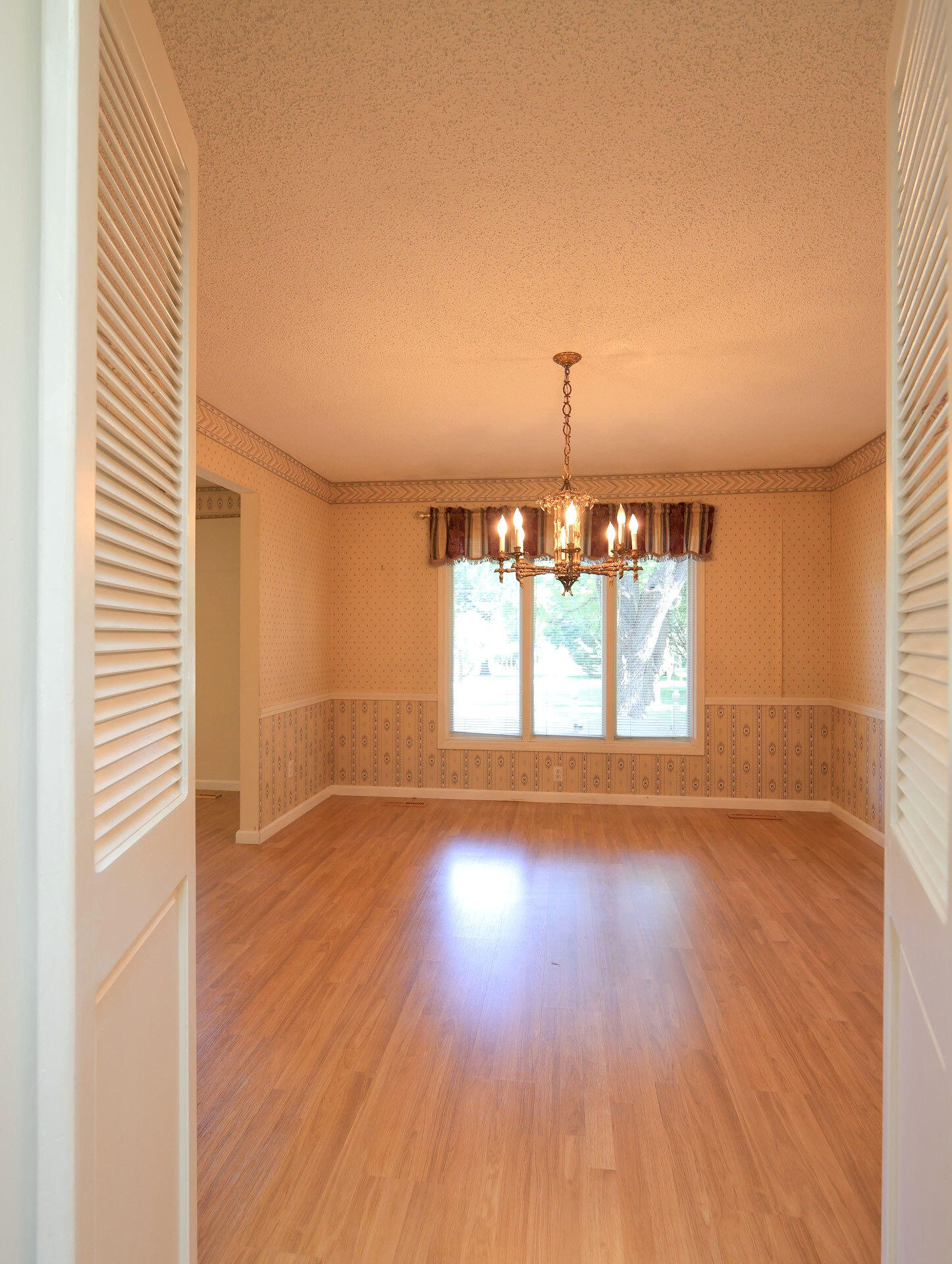510 East Nottingham Lane Property Photo 25