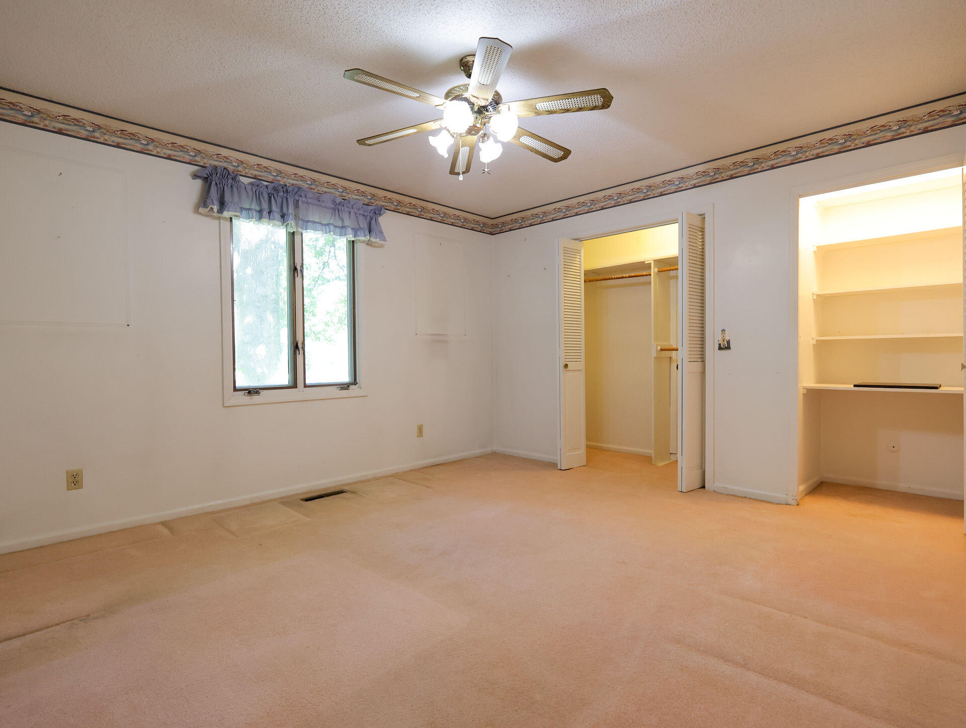 510 East Nottingham Lane Property Photo 33