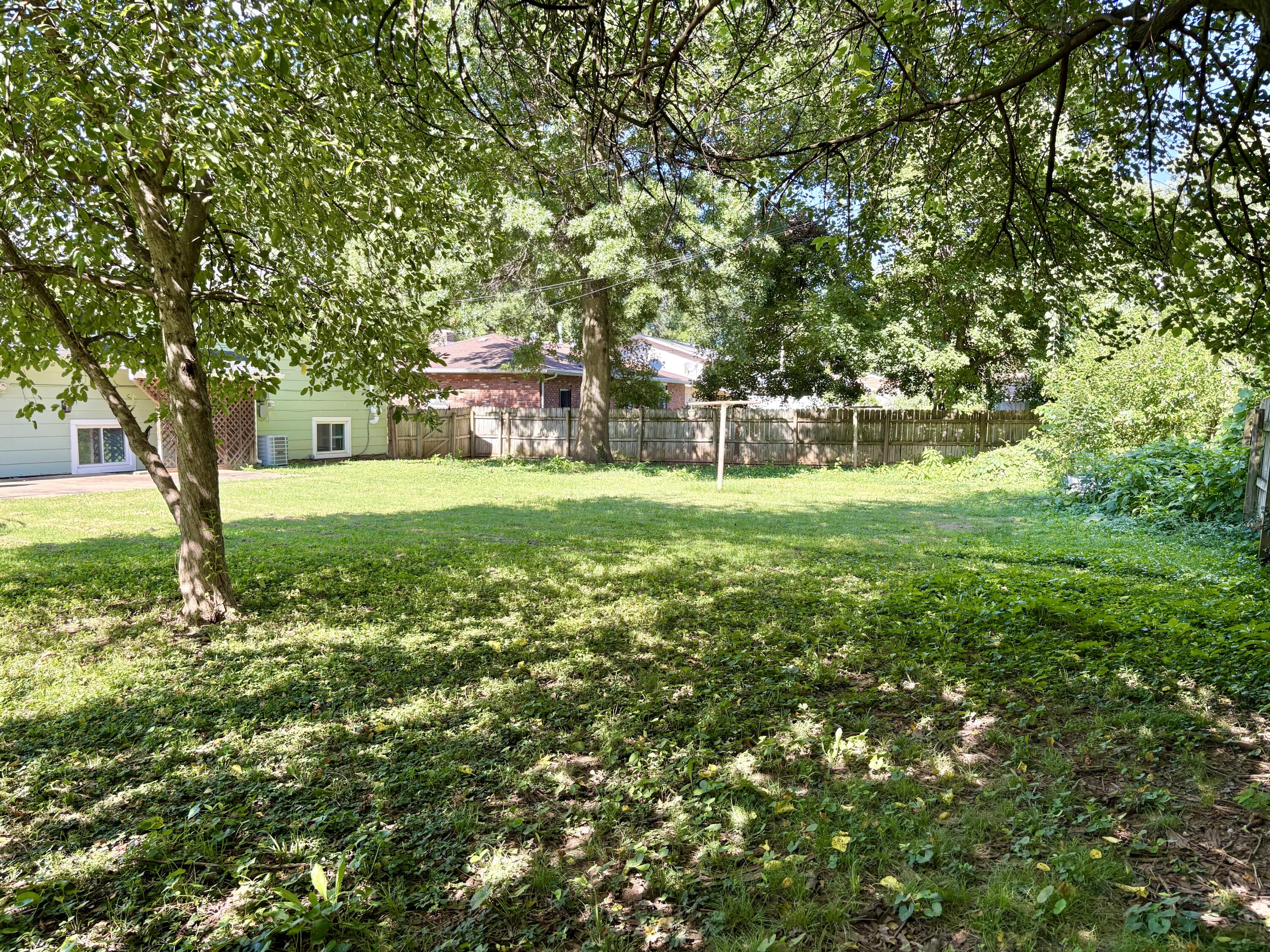 602 East Edgewood Street Property Photo 19