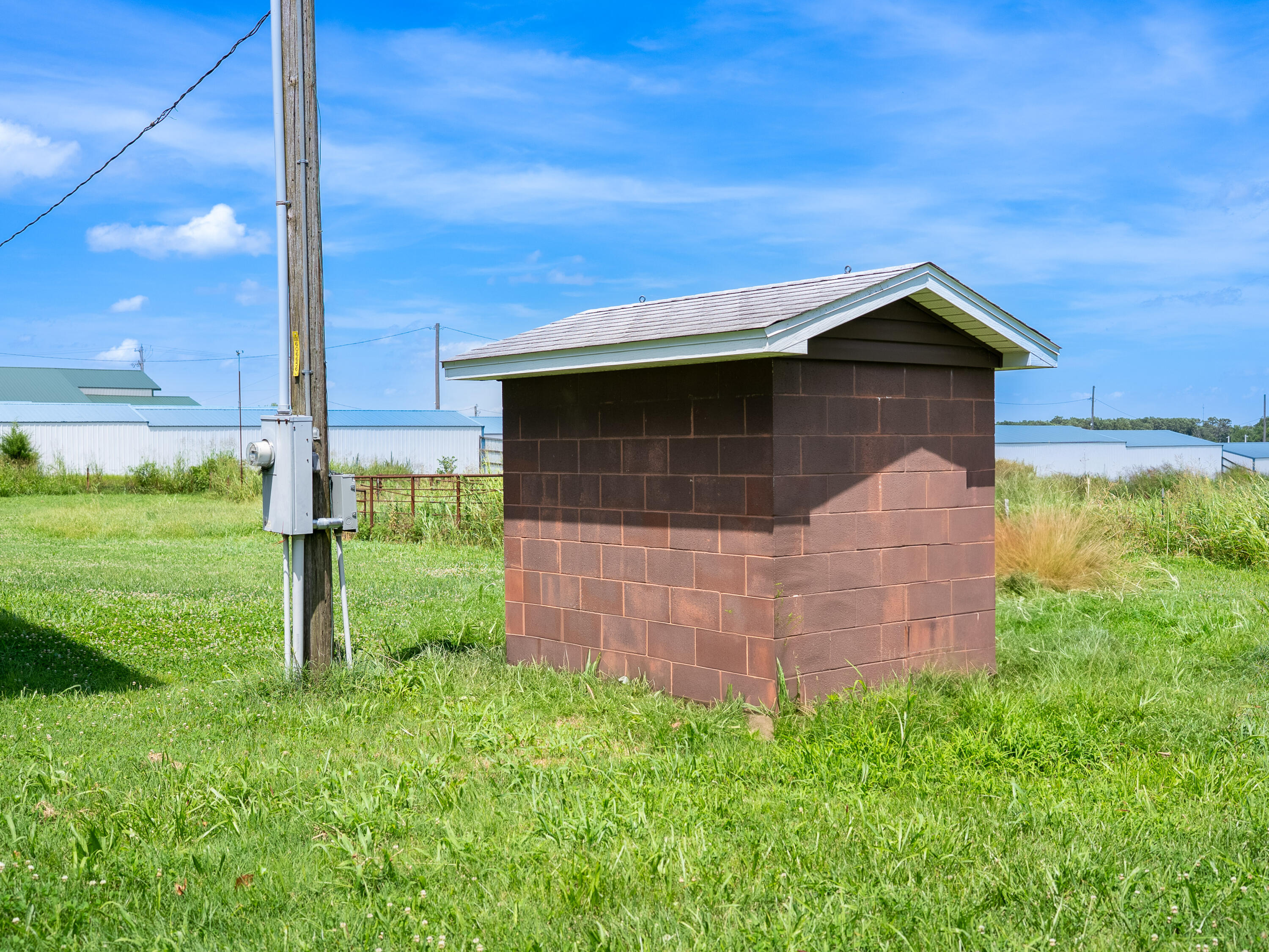 12693 Highway 59 Property Photo 13