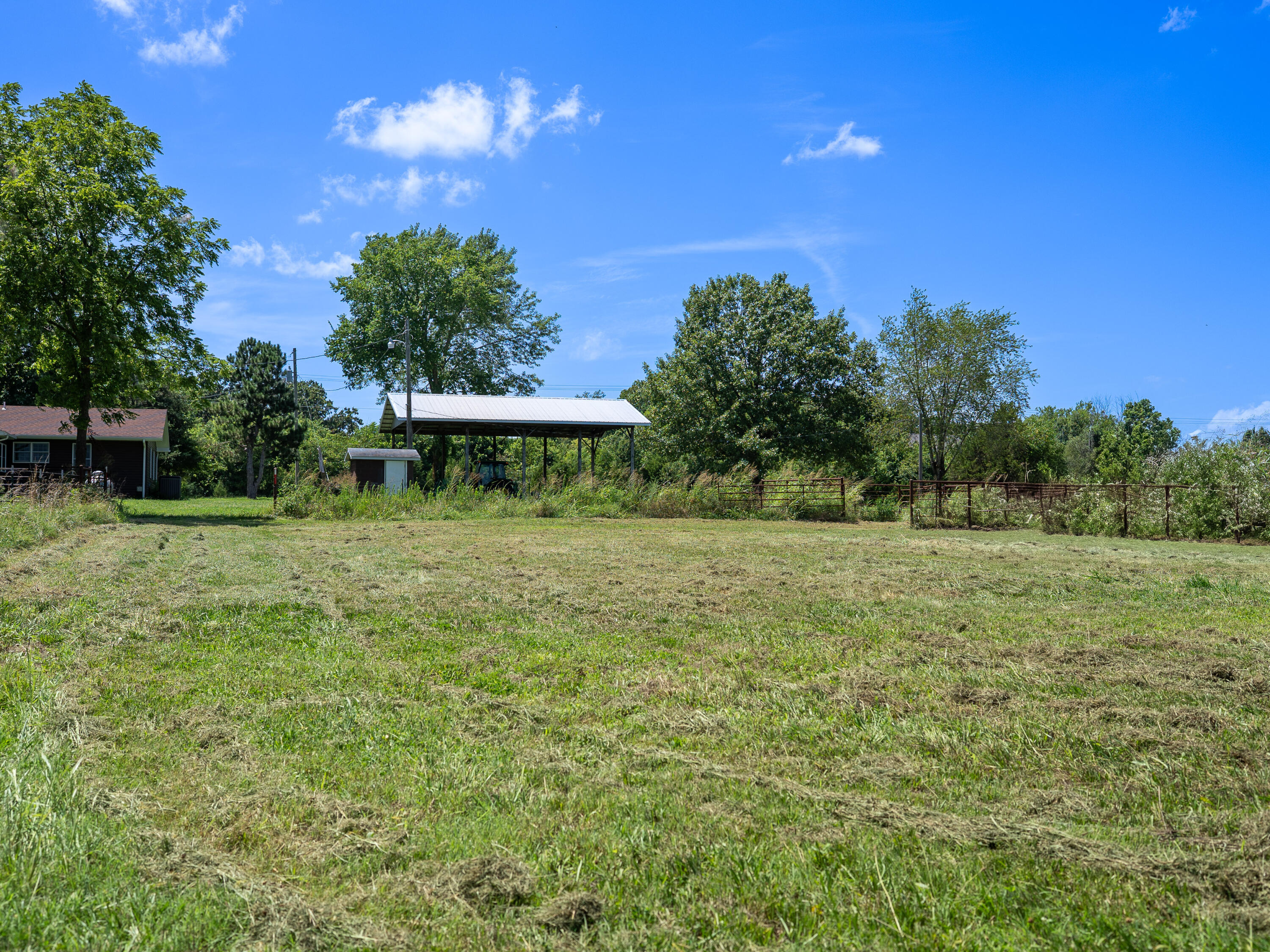 12693 Highway 59 Property Photo 26