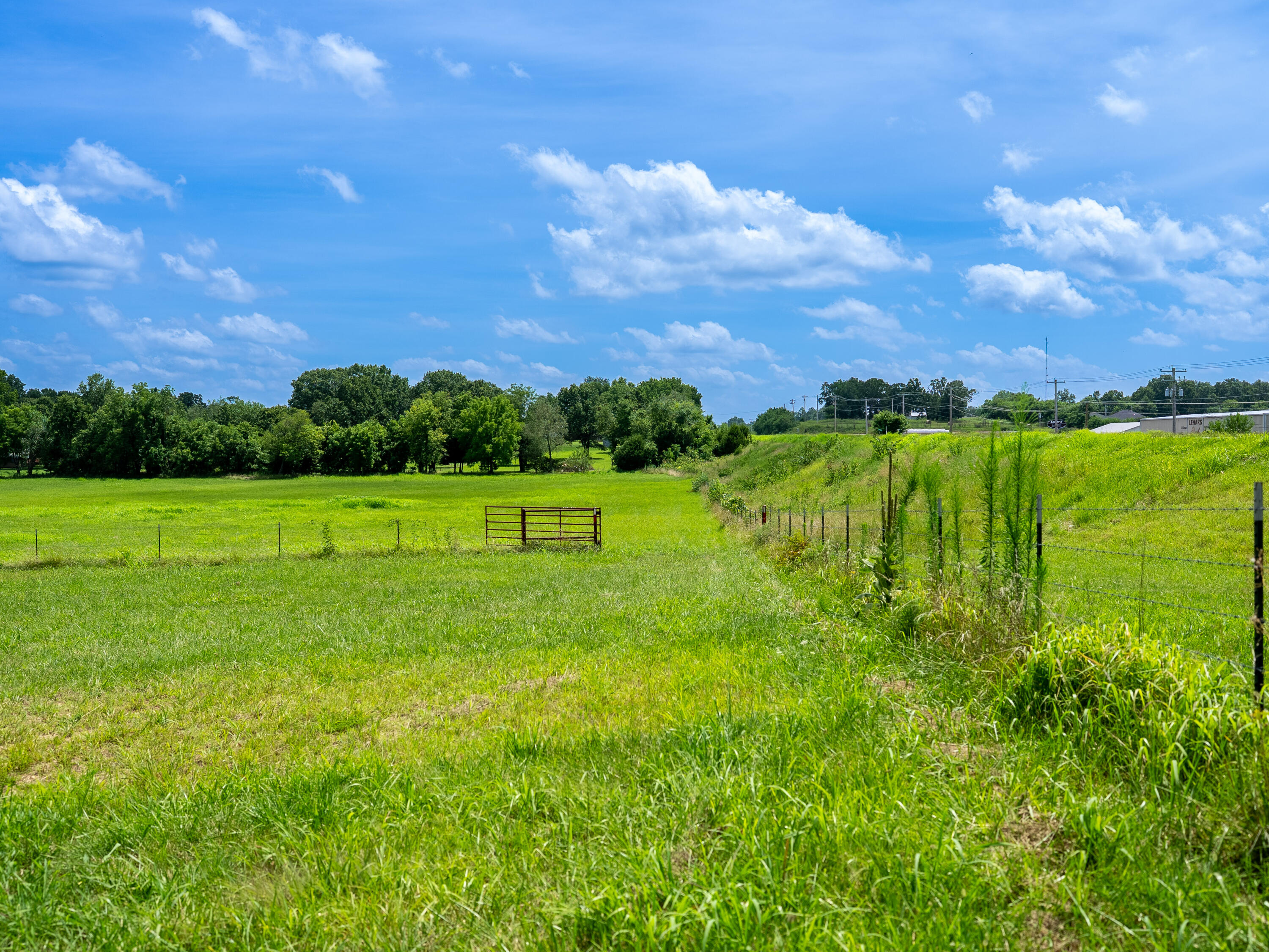 12693 Highway 59 Property Photo 54