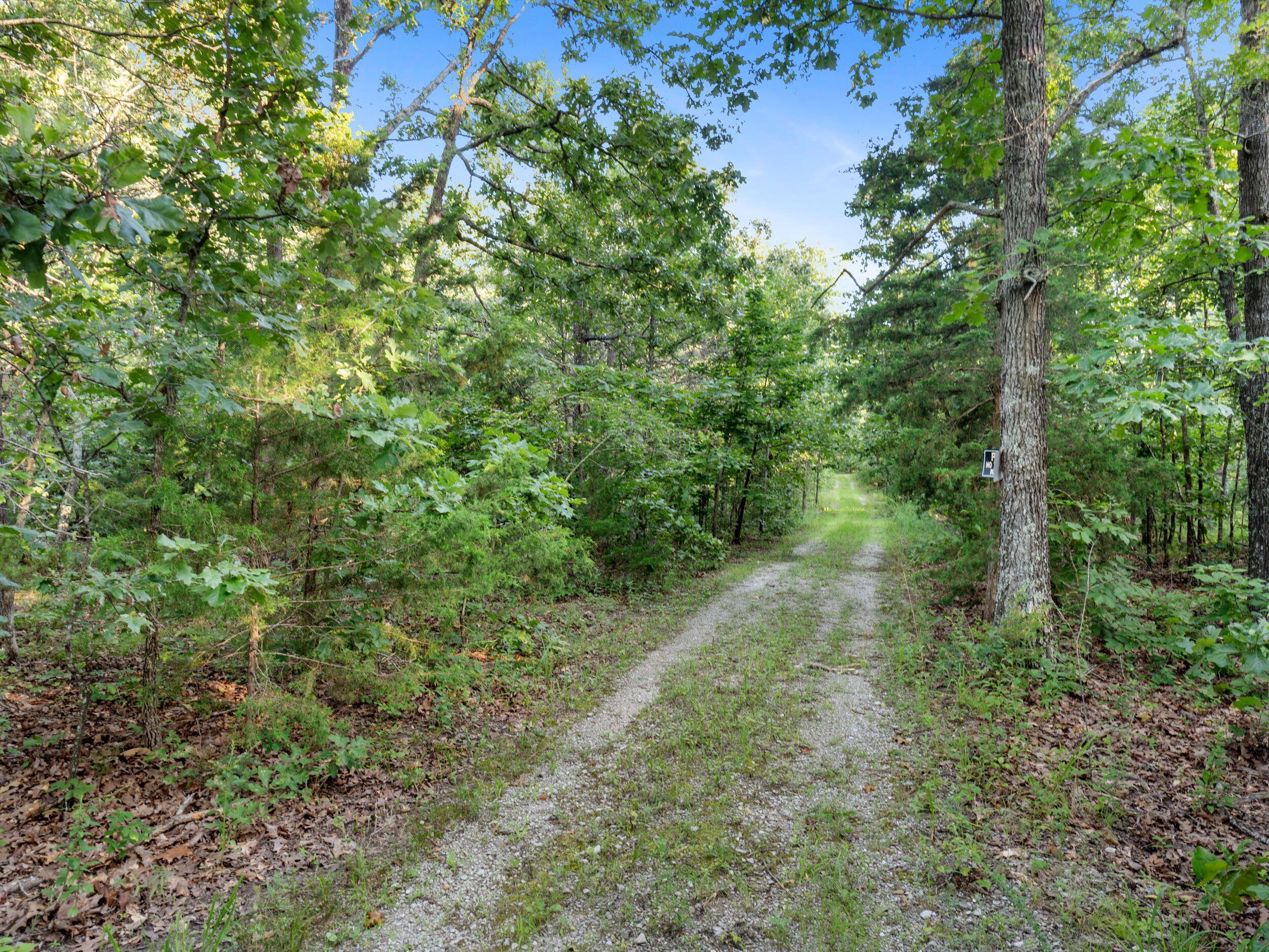000 South 52nd Road Property Photo 15