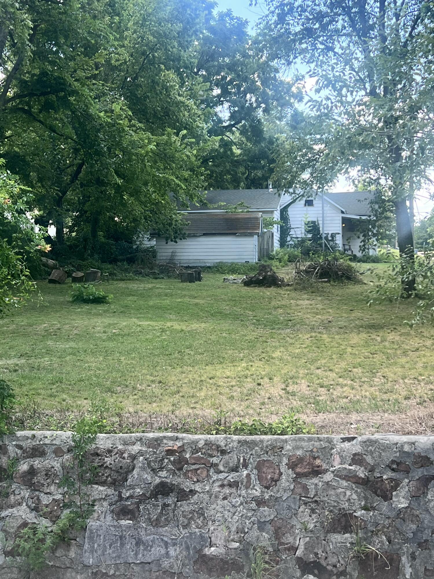 700 South Francis Street Property Photo 6