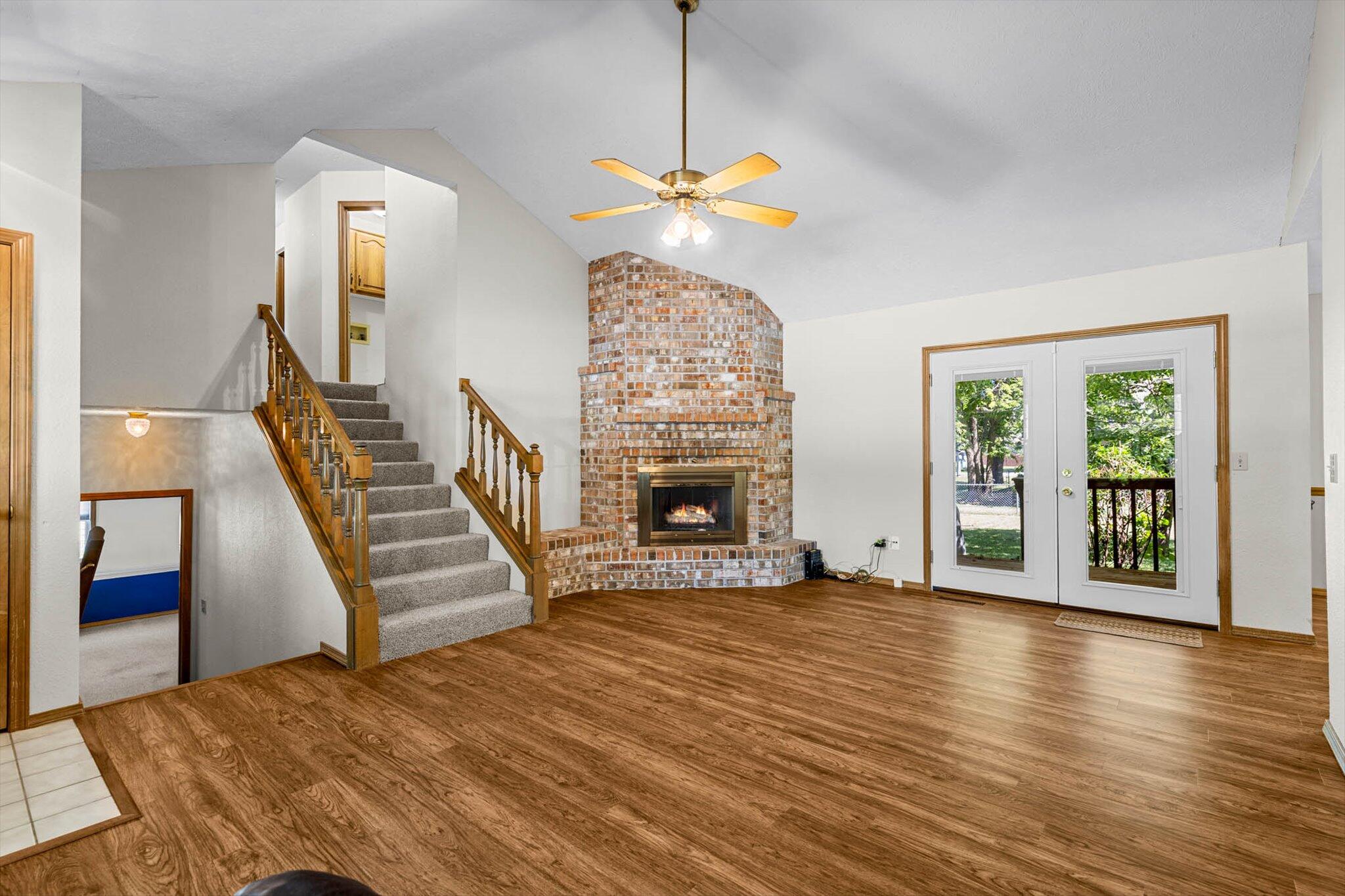 3619 West Maplewood Street Property Photo 5