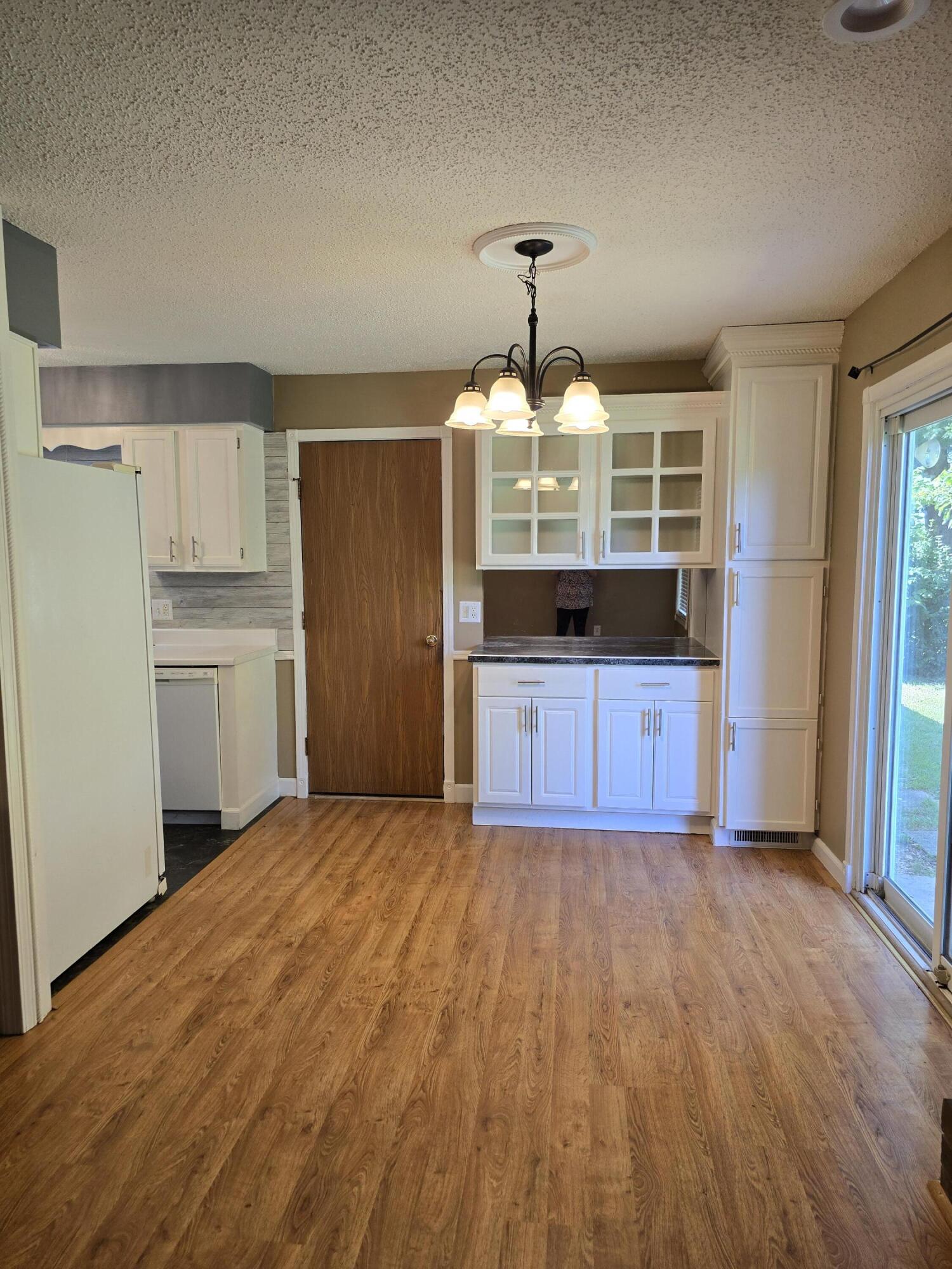 5783 South Franklin Avenue Property Photo 7