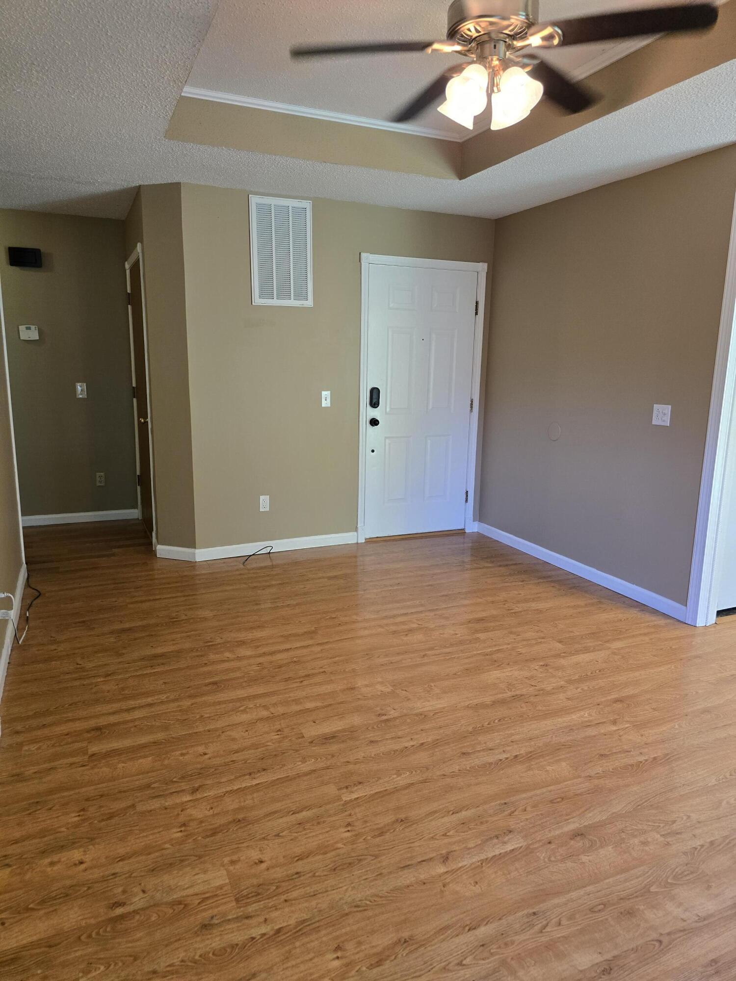 5783 South Franklin Avenue Property Photo 10