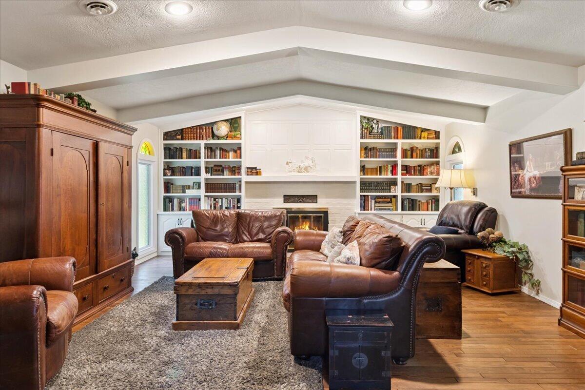 3015 West Bridlewood Trail Property Photo 7