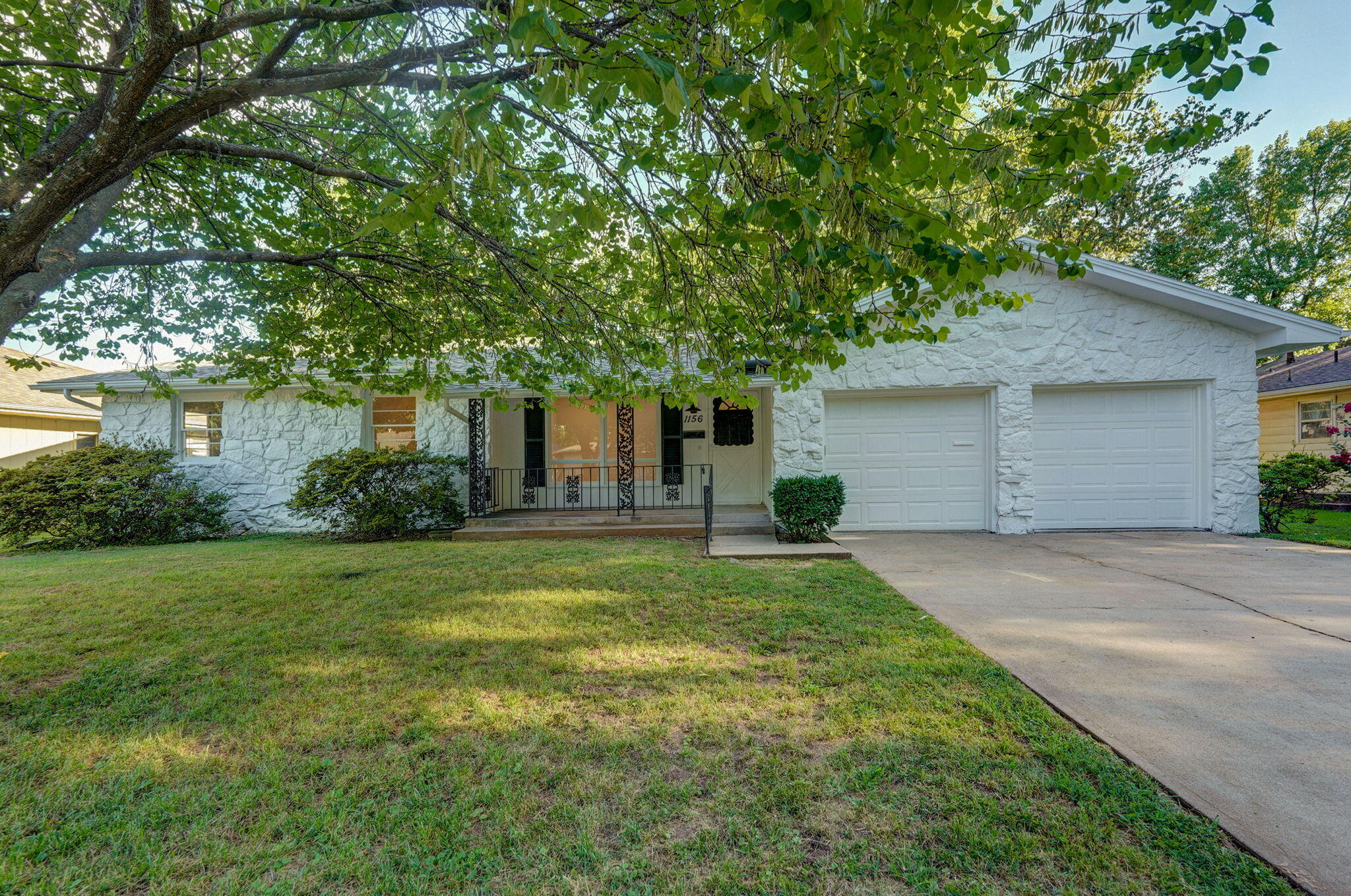 1156 East Greenwood Street Property Photo 1