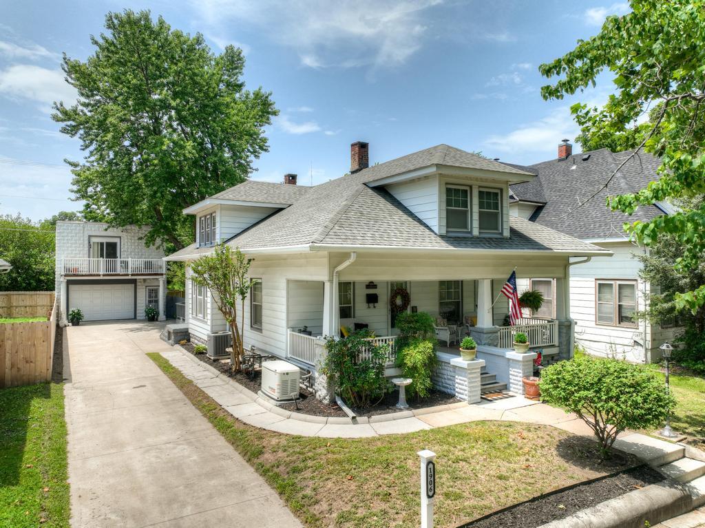 1906 Bird Avenue Property Photo 3